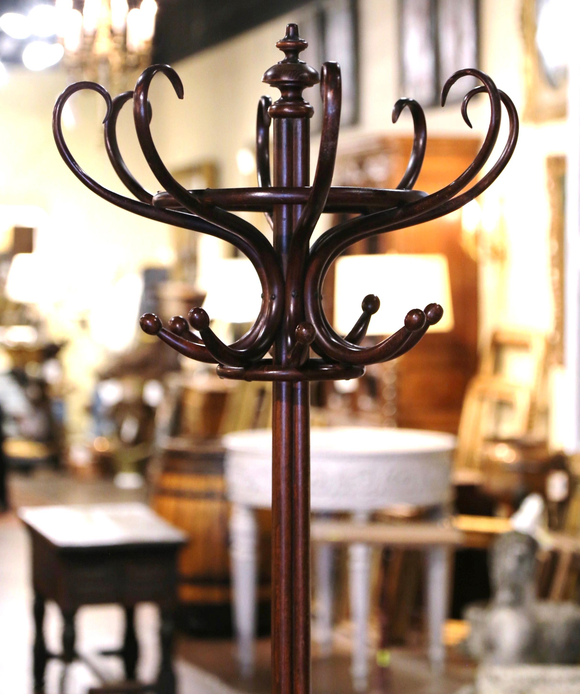 Art Deco Early 20th Century Carved Bentwood 