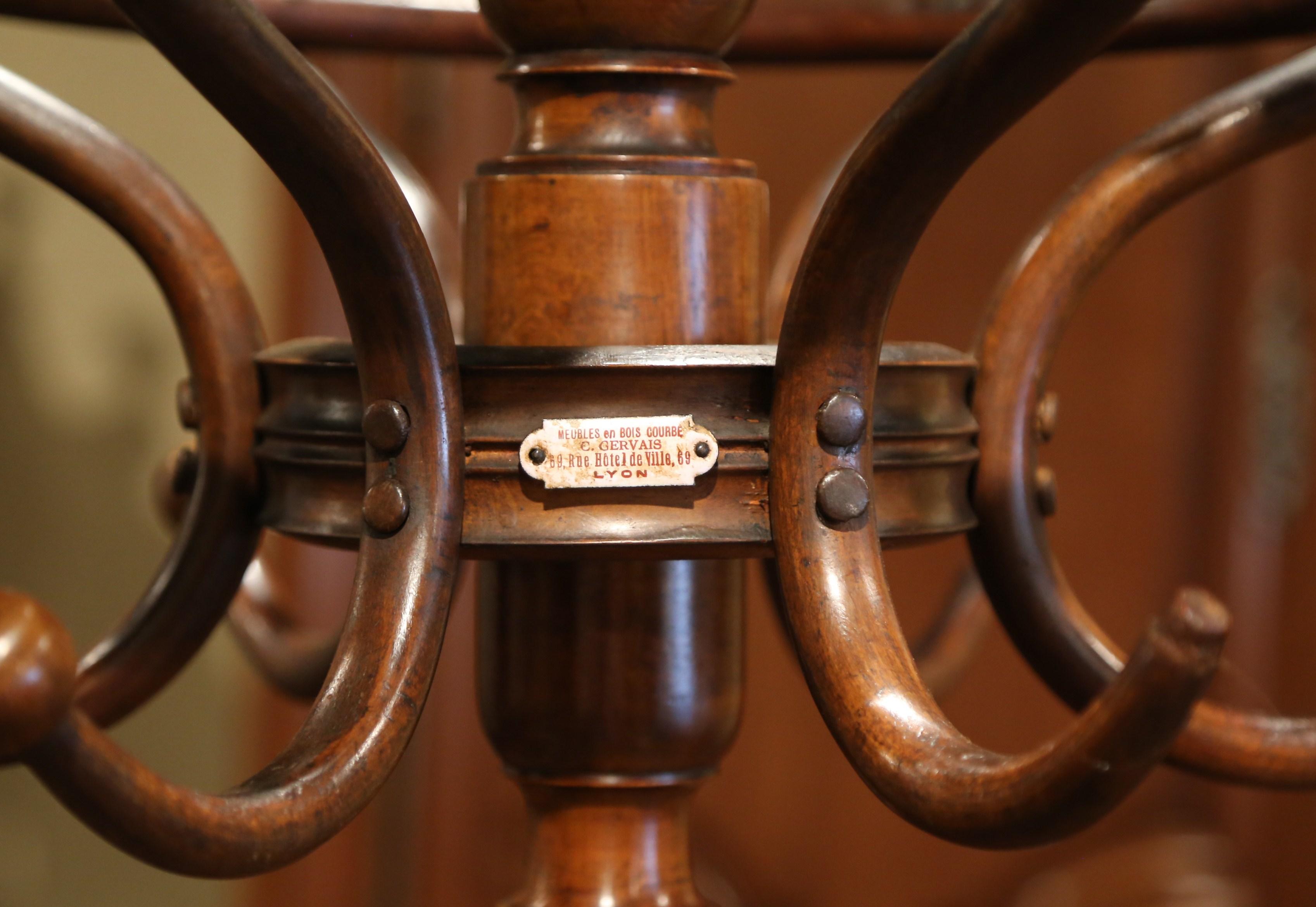 Early 20th Century Carved Bentwood Swivel Coat Stand Thonet Style Signed Gervais In Excellent Condition In Dallas, TX