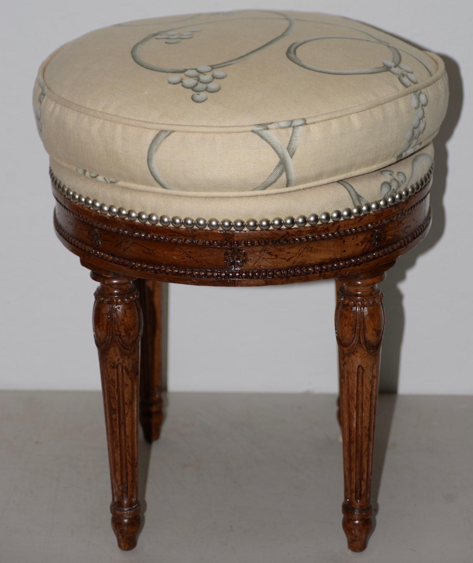 Hand-Carved Early 20th Century Carved French Walnut Round Seat