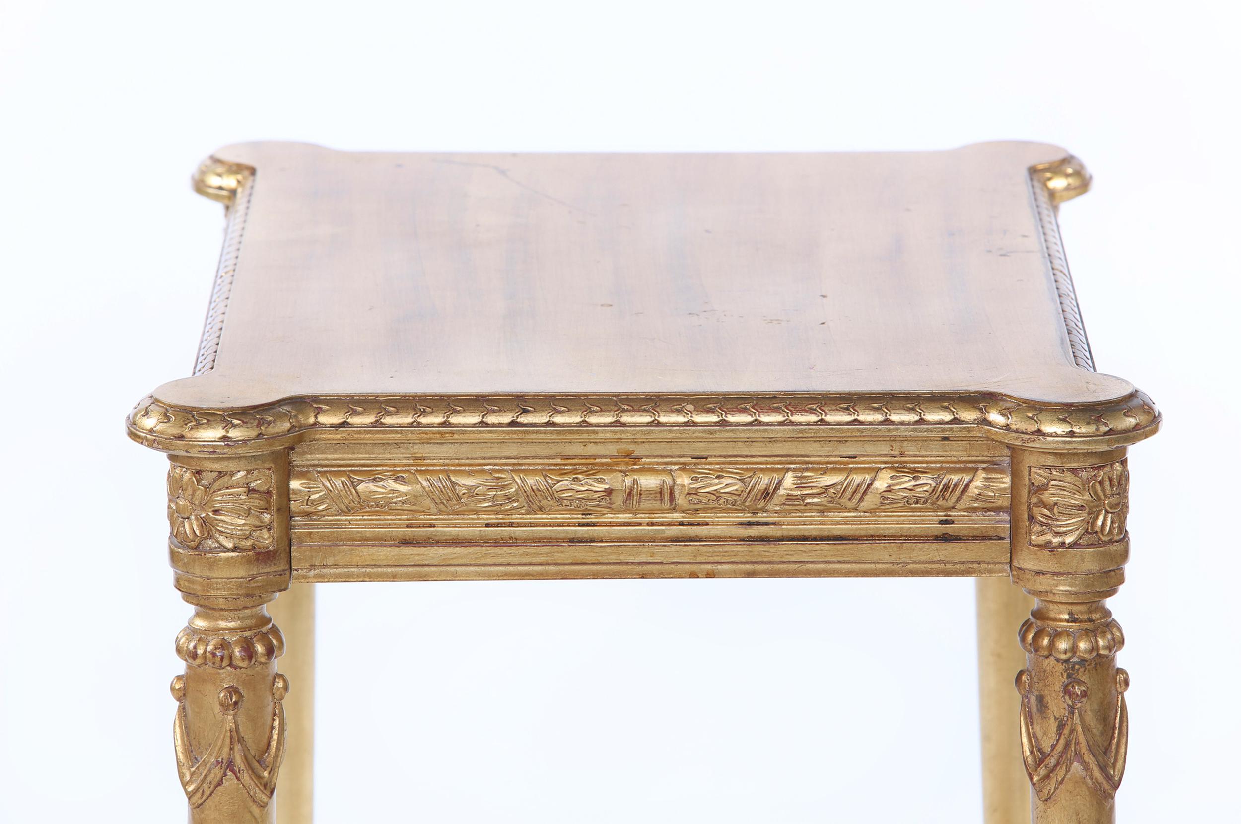 Early 20th Century Carved Giltwood Coffee Table 3