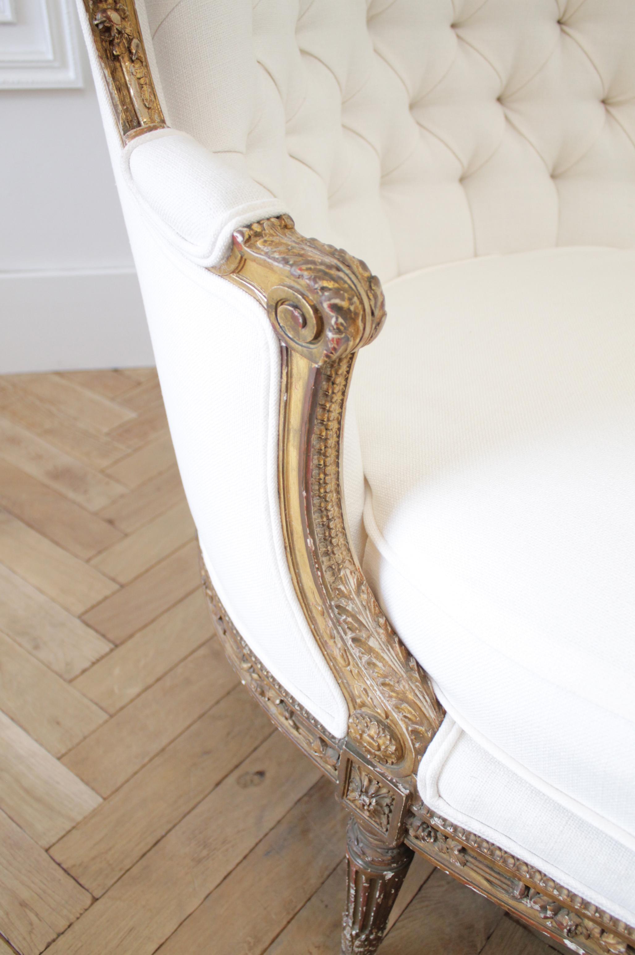 Early 20th Century Carved Giltwood Chaise Lounge with Roses 6