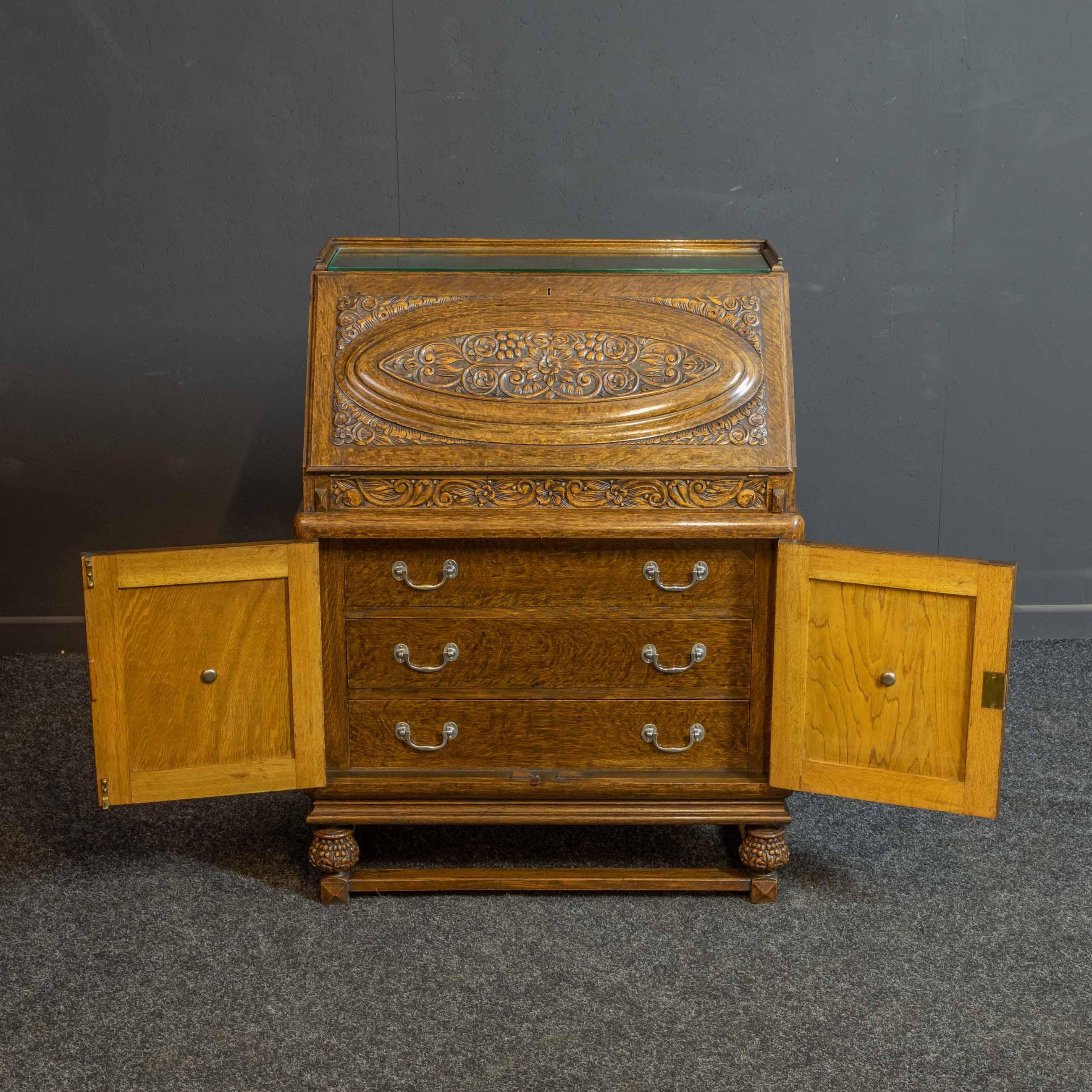 Early 20th Century Carved Oak Bureau For Sale 6