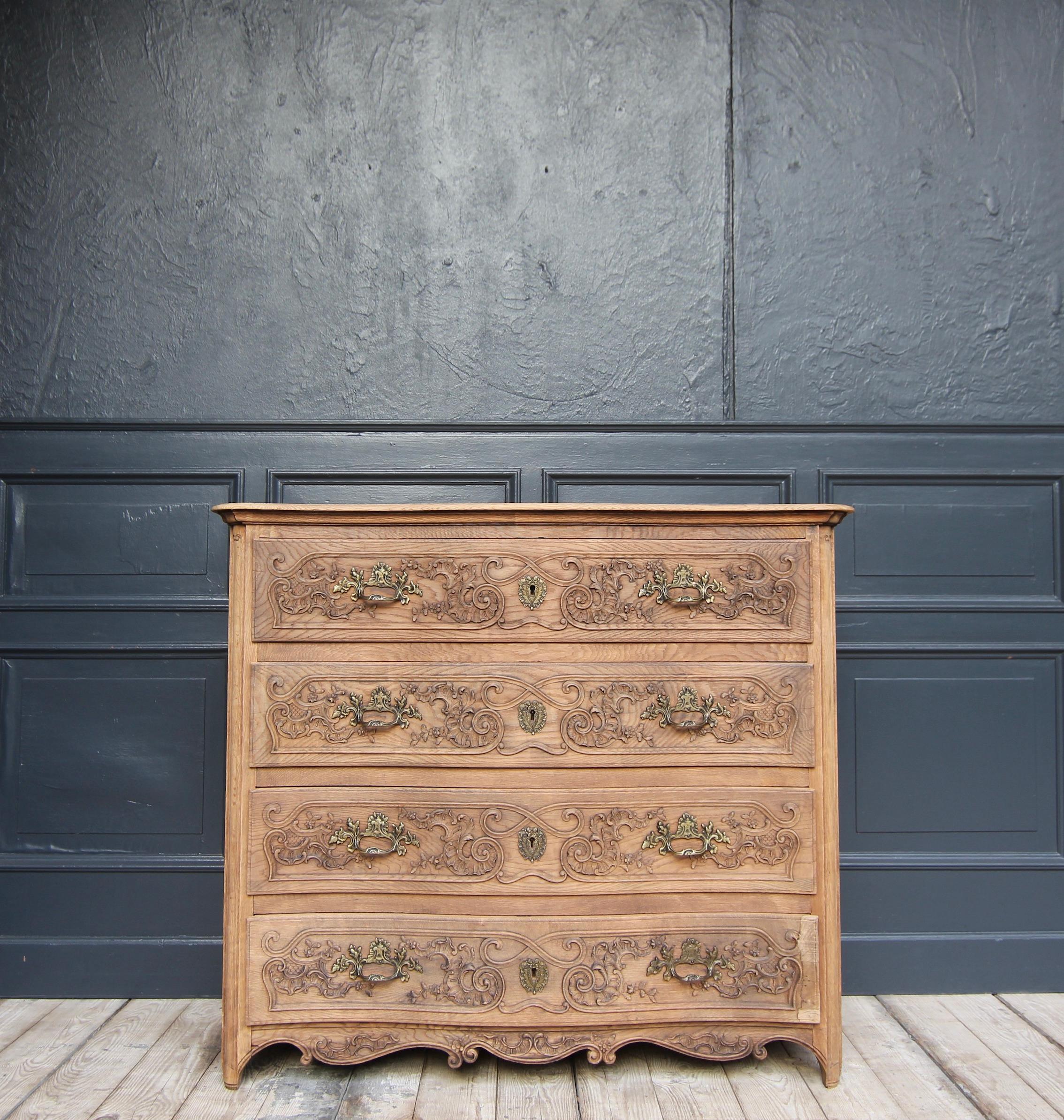 Belgian Early 20th Century Carved Oak Chest of Drawers For Sale