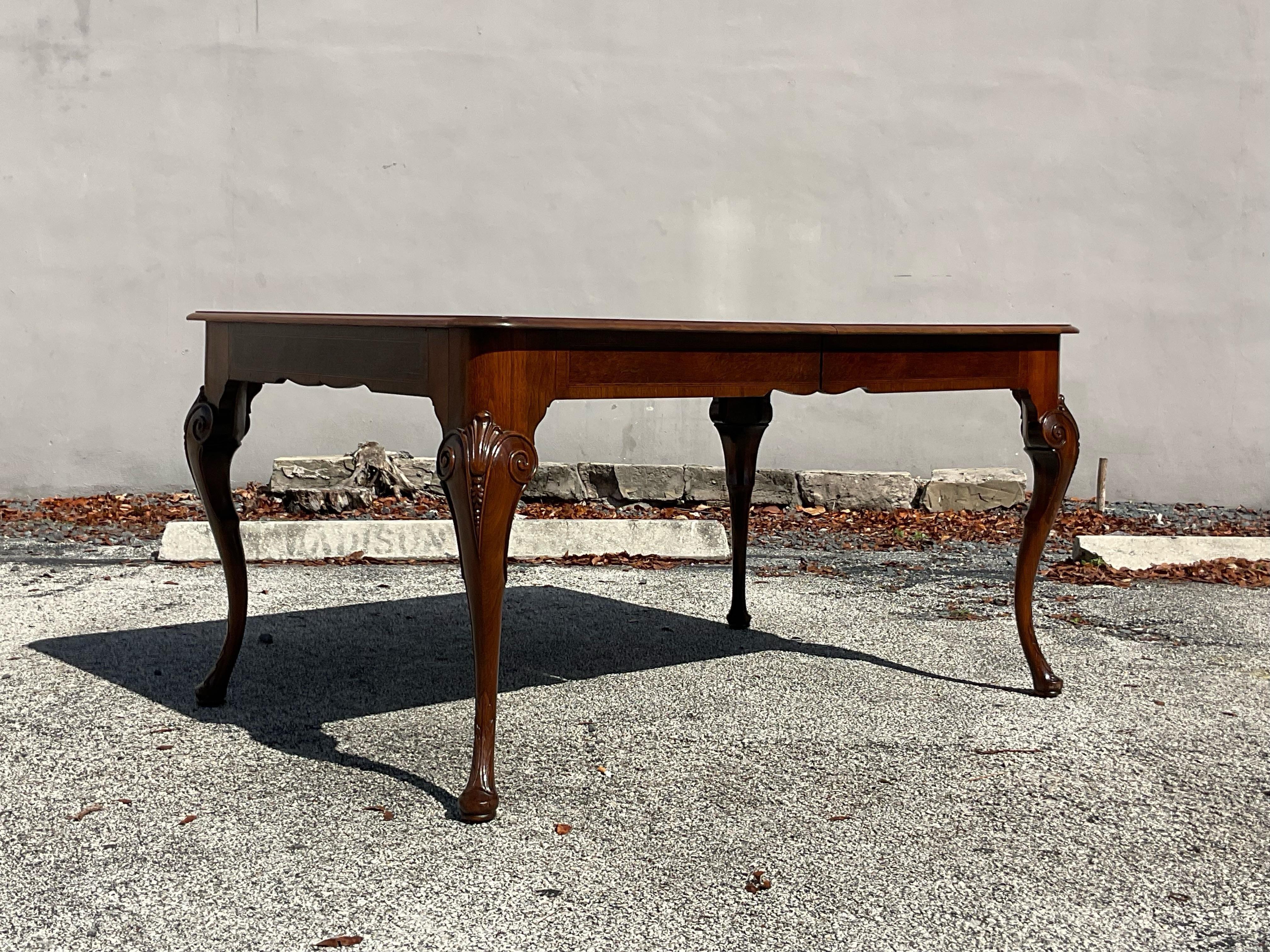 Early 20th Century Carved Regency Dining Table For Sale 4