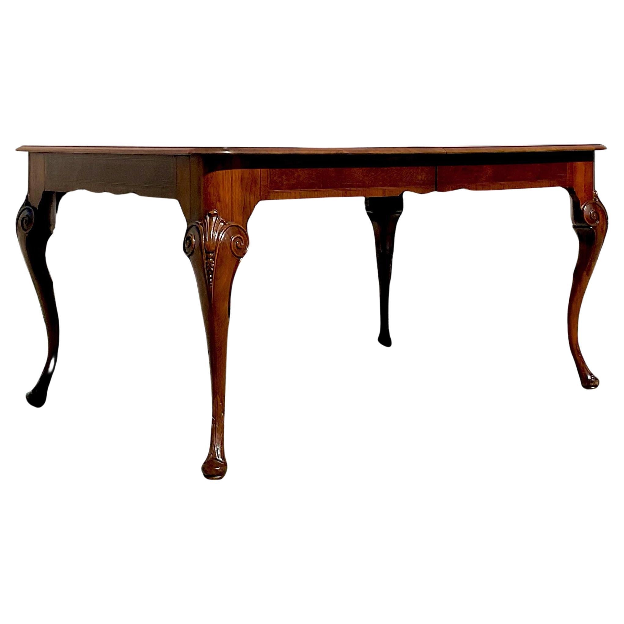 Early 20th Century Carved Regency Dining Table For Sale