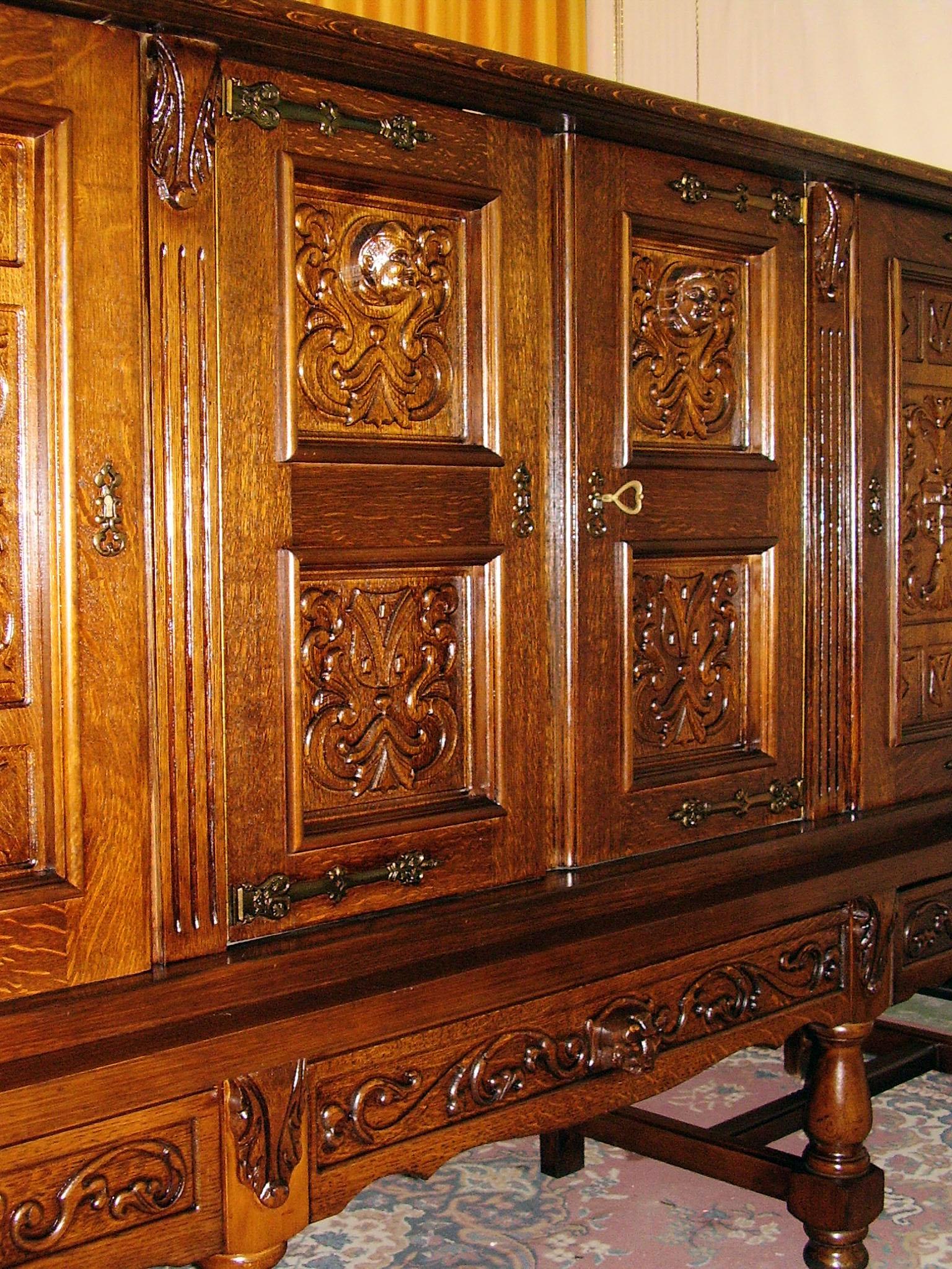 Early 20th Century Carved Sideboard Cabinet Bookcase, Spanish, Renaissance Style For Sale 1