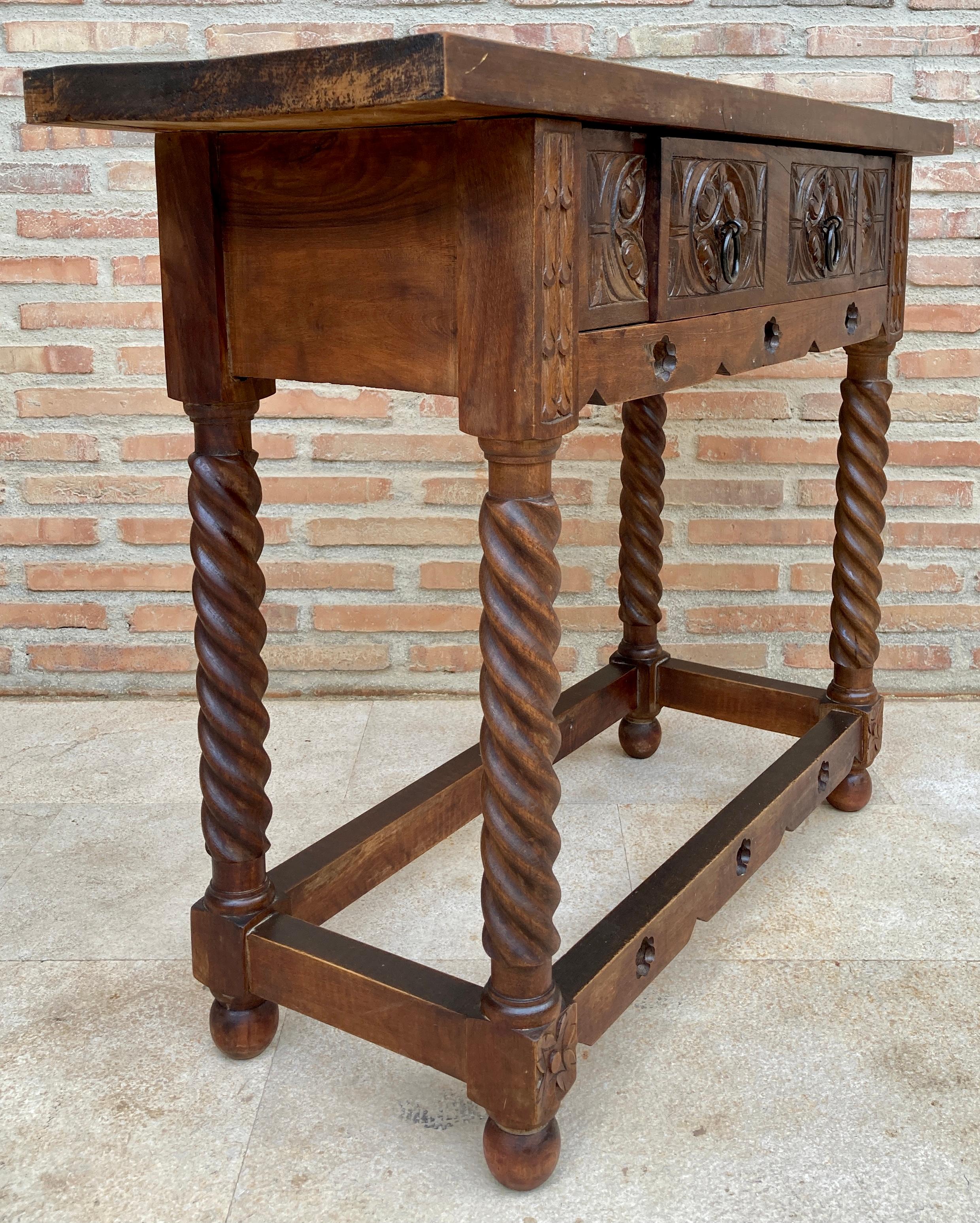 Baroque Early 20th Century Carved Walnut Wood Catalan Spanish Console Table For Sale