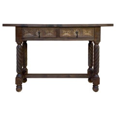 Early 20th Century Carved Walnut Wood Spanish Console Table with Turned Legs