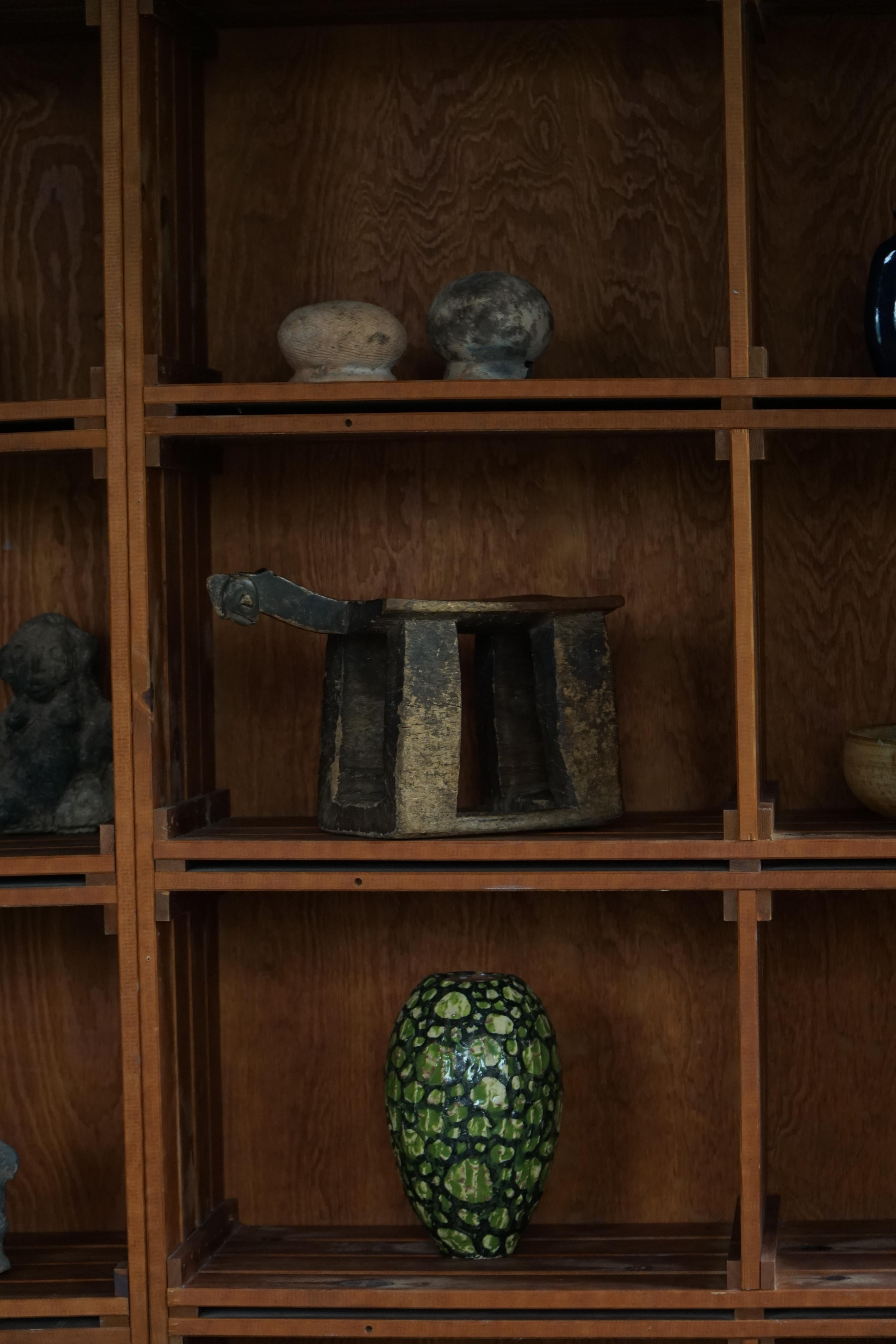 Taburete Lobi de madera tallada de principios del siglo XX, Burkina Faso, África en venta 6