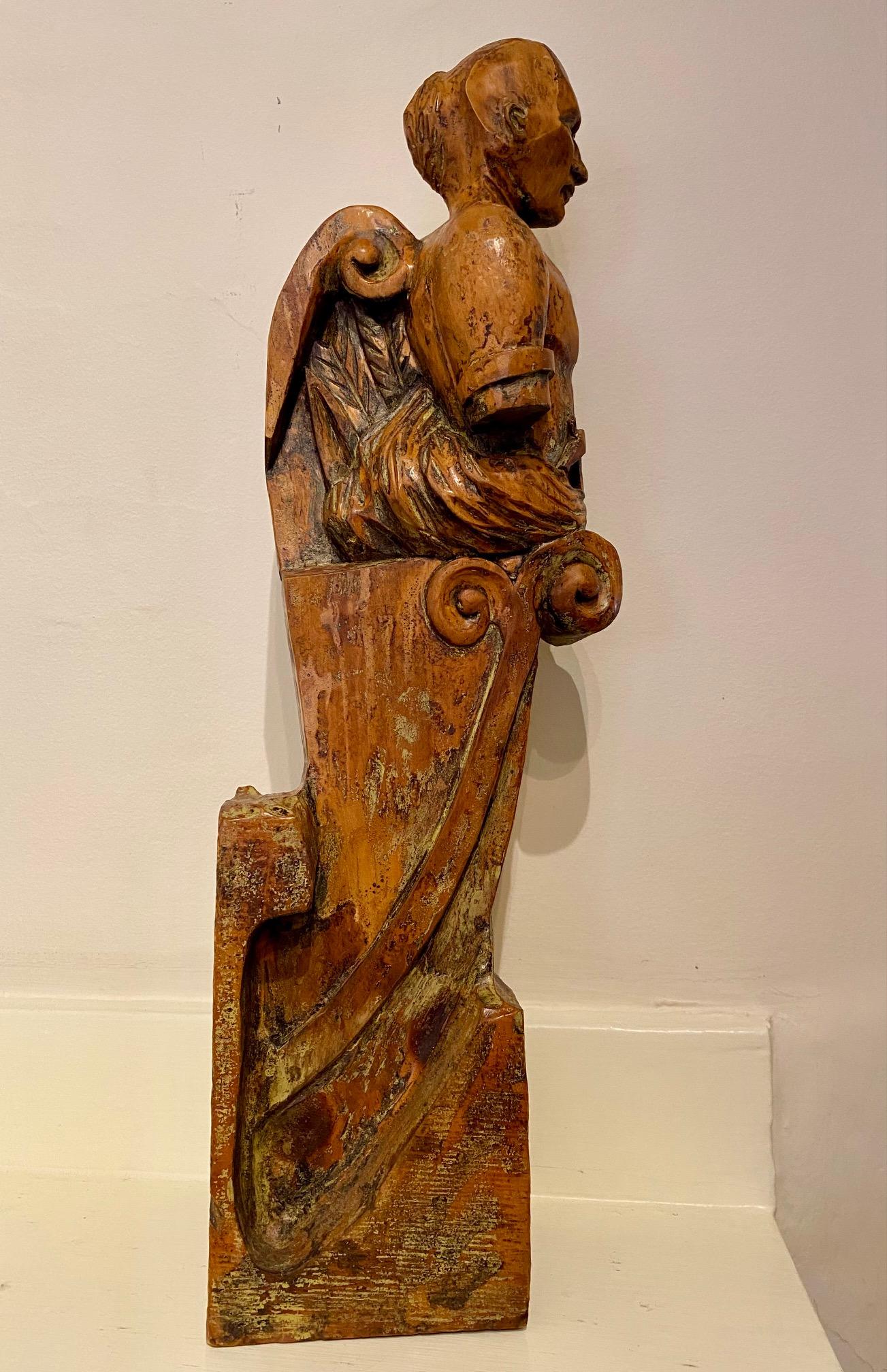 Geschnitztes Holz-Miniatur-Pequot-Schiffsfigurenkopf-Modell des frühen 20. Jahrhunderts im Zustand „Gut“ im Angebot in Nantucket, MA
