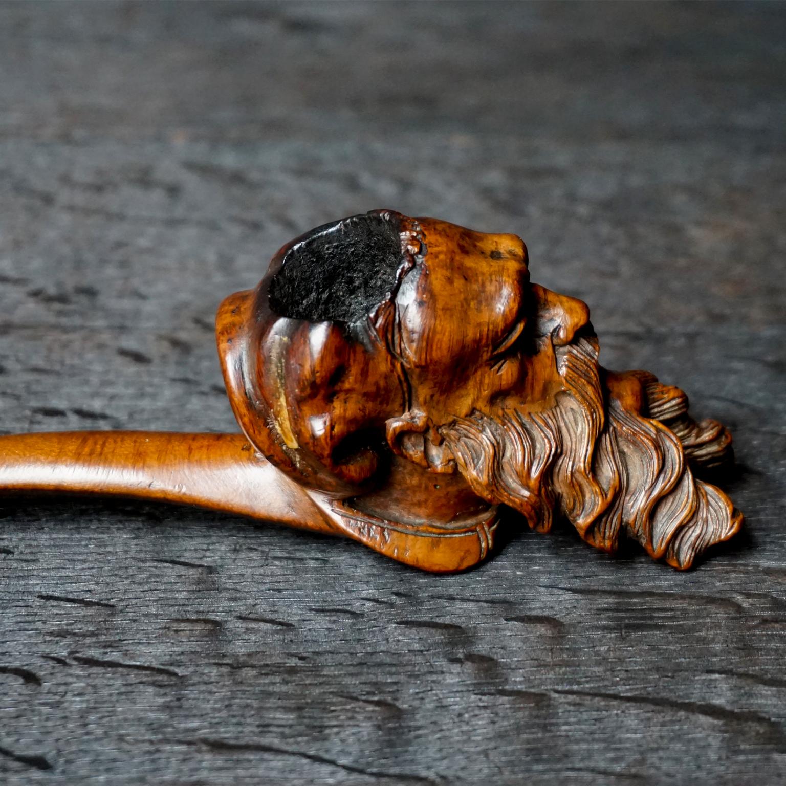 Hand-Carved Early 20th Century Carved Wooden Mr. Sandman Pipe