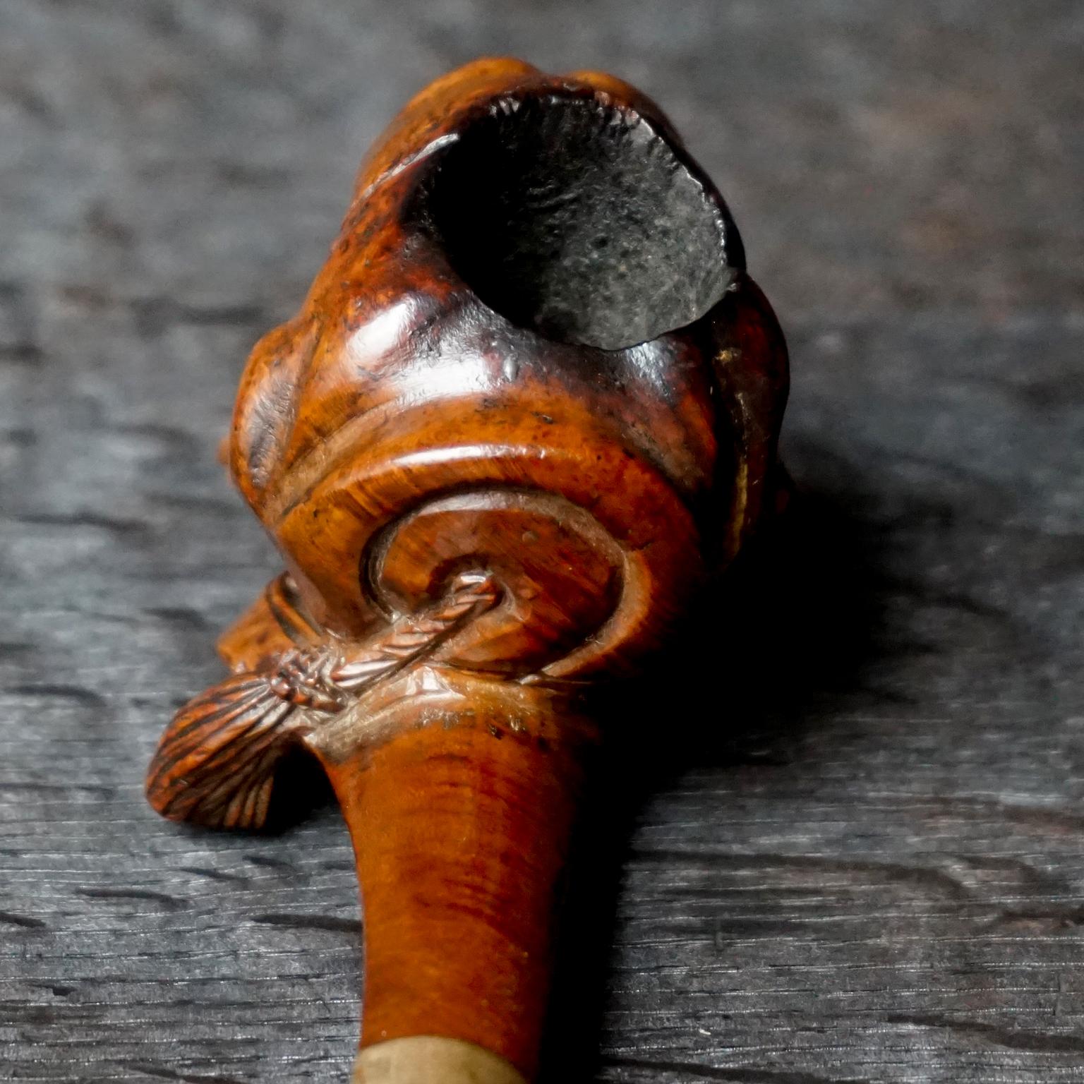Early 20th Century Carved Wooden Mr. Sandman Pipe 4
