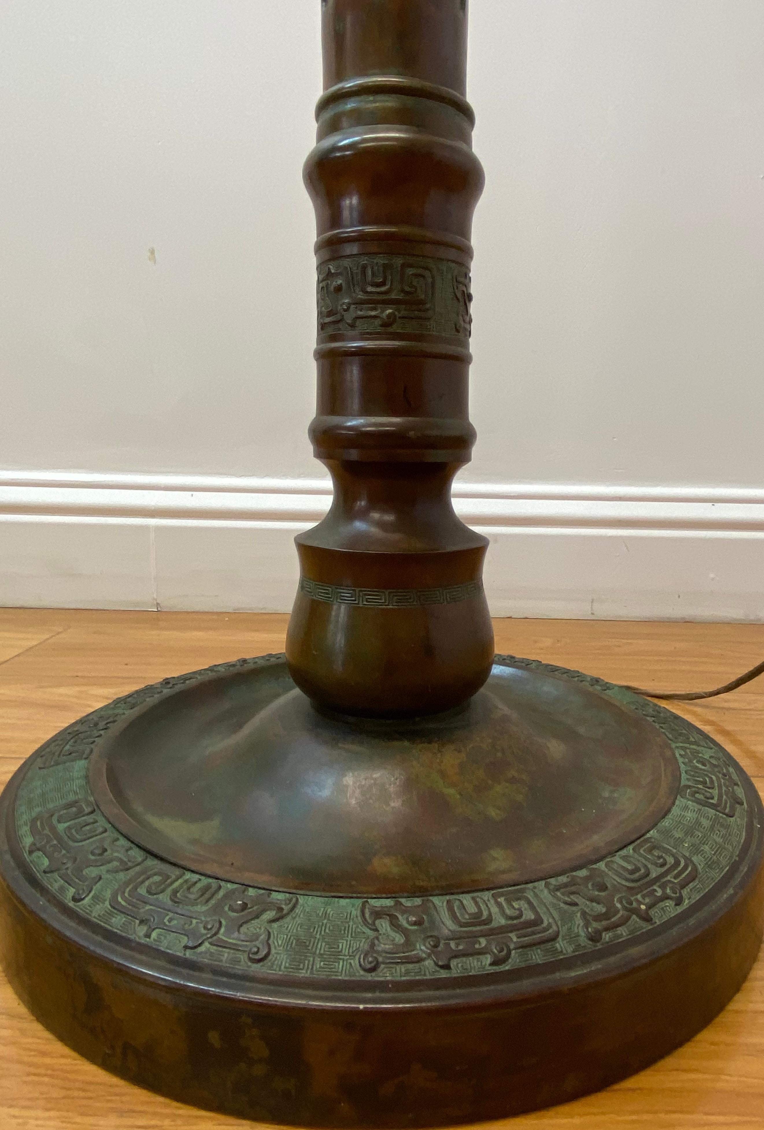 Chinese Export Early 20th Century Cast Bronze Floor Lamp with Neolithic Chinese Motif  For Sale