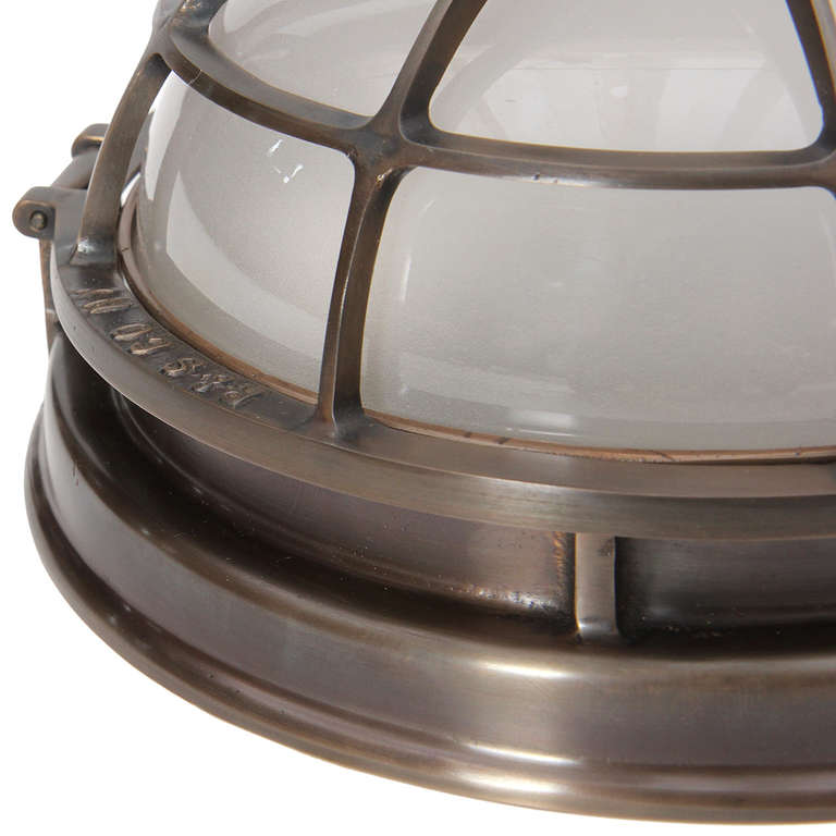 Bronzo Sconcezza in bronzo fuso di Russell & Stoll Co. in vendita