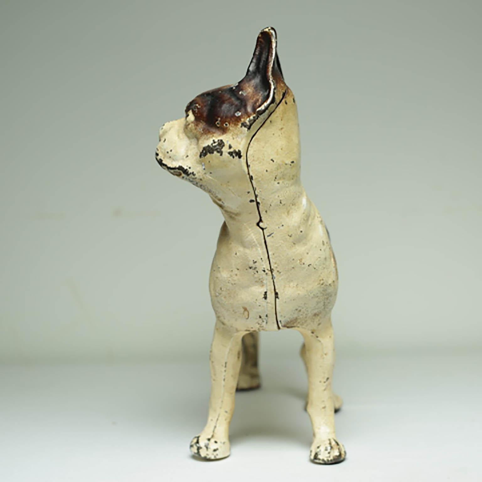 ABOUT

This is an original cast iron Boston Terrier doorstop in the style of the Hubley Manufacturing Company in Lancaster Pennsylvania USA. The piece has retained its original hand painted finish and is in excellent condition with the appropriate