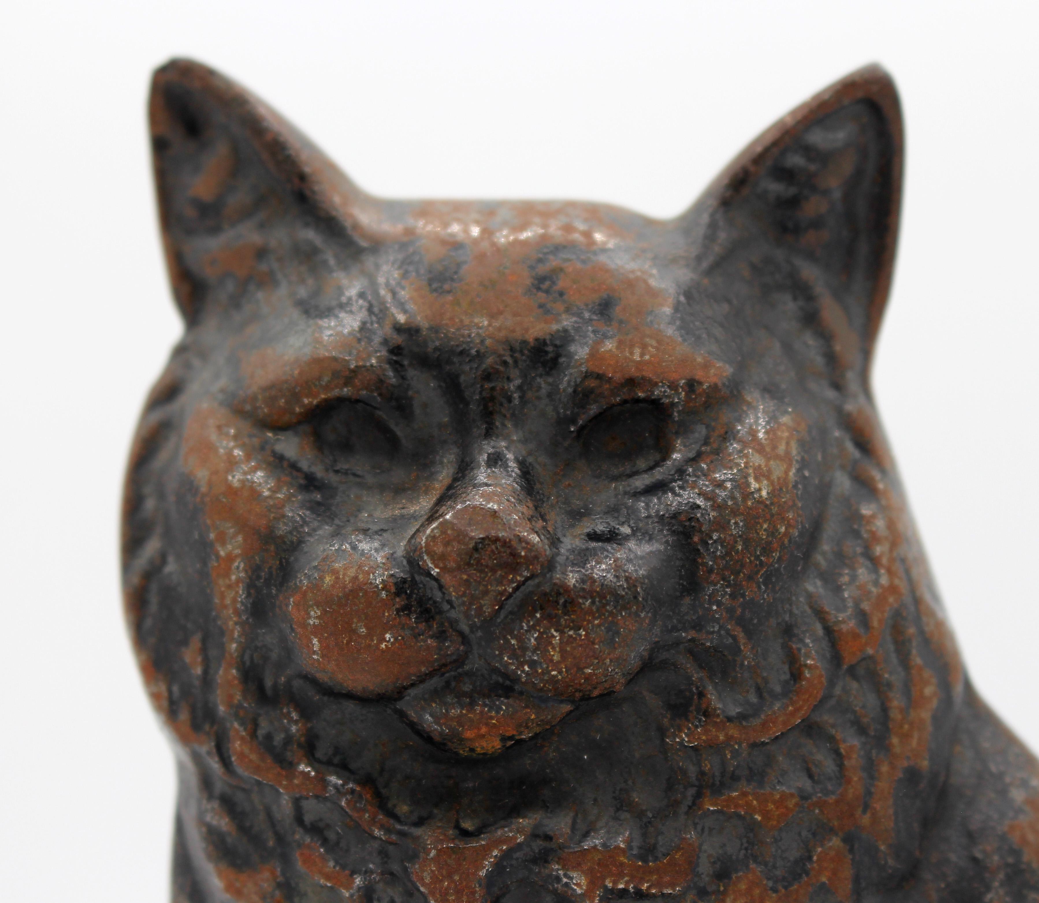 English Early 20th Century Cast Iron Cat Doorstop