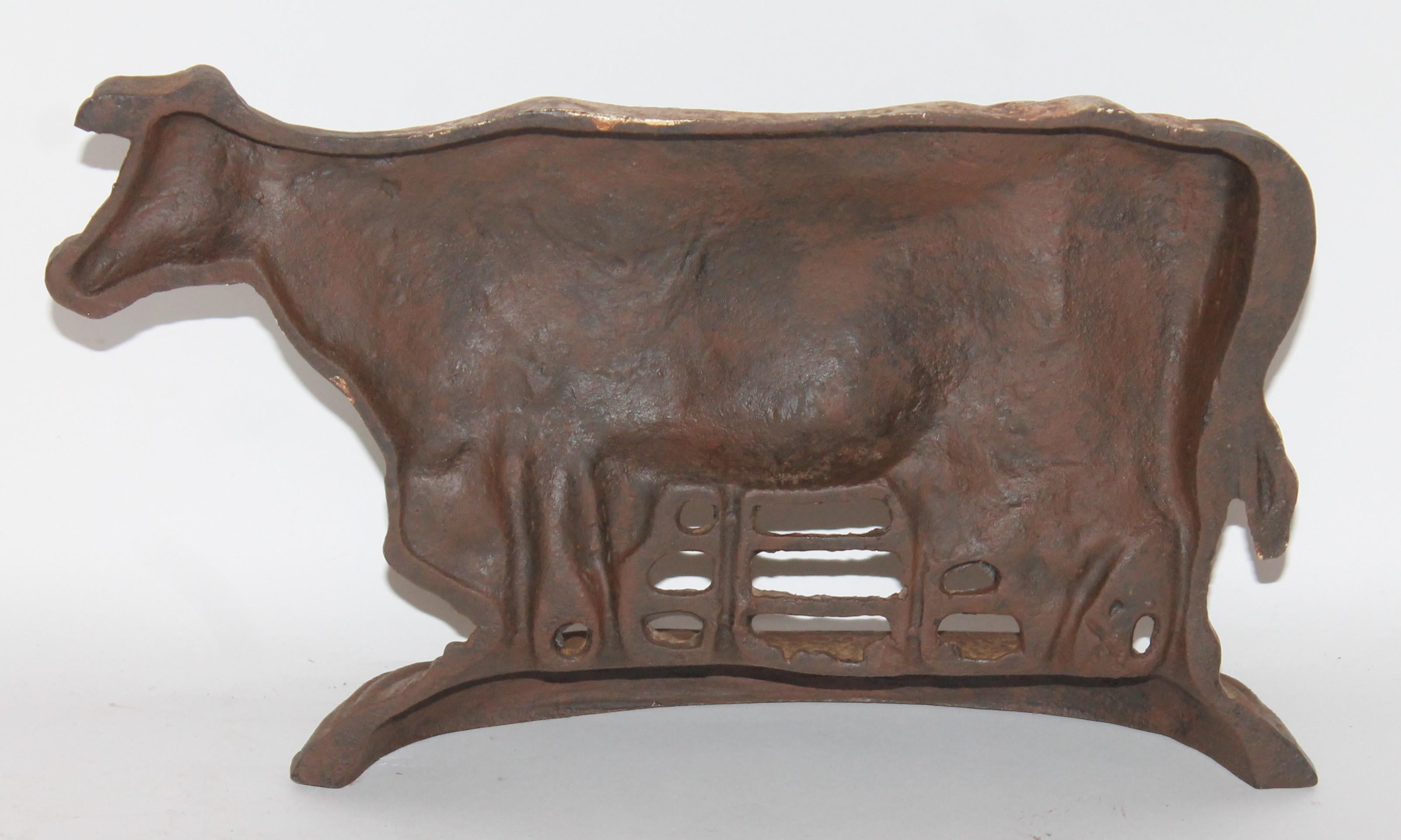 Country Early 20th Century Cast Iron Cow Door Stop