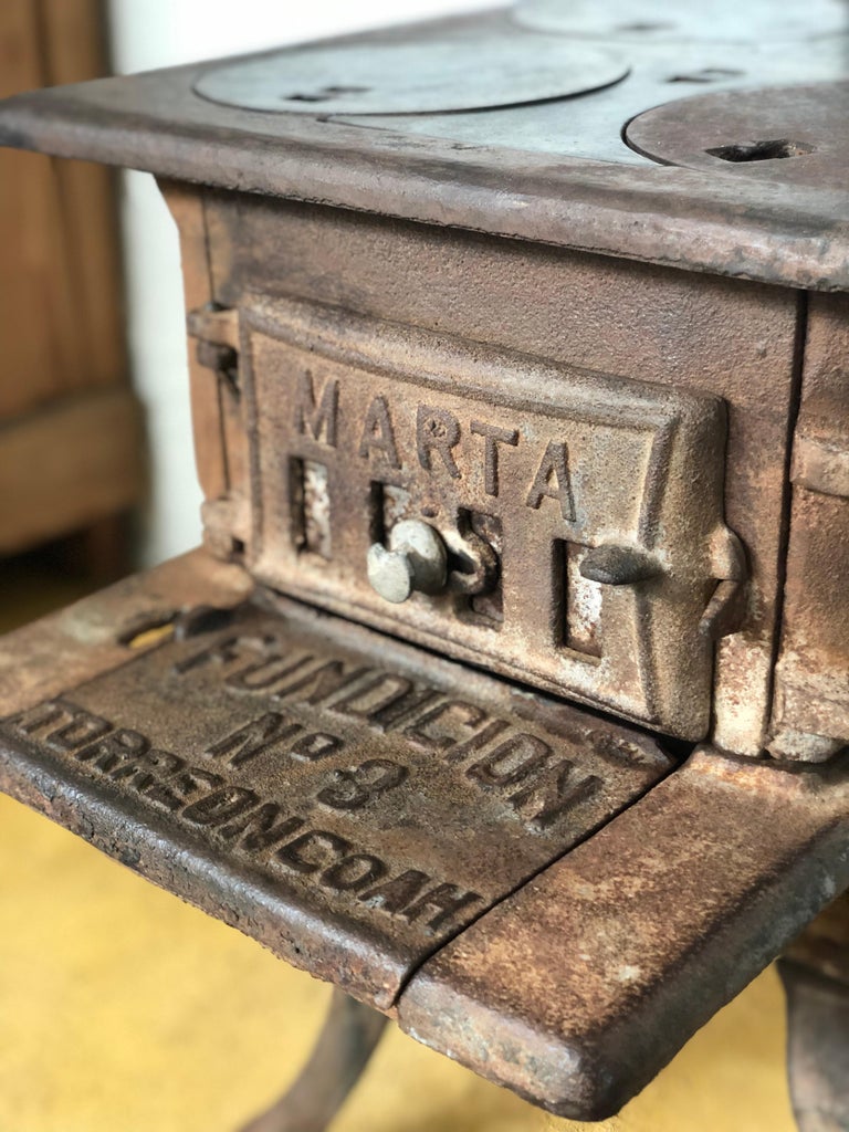 Early 20th Century Cast Iron Stove Found in Western México at 1stDibs