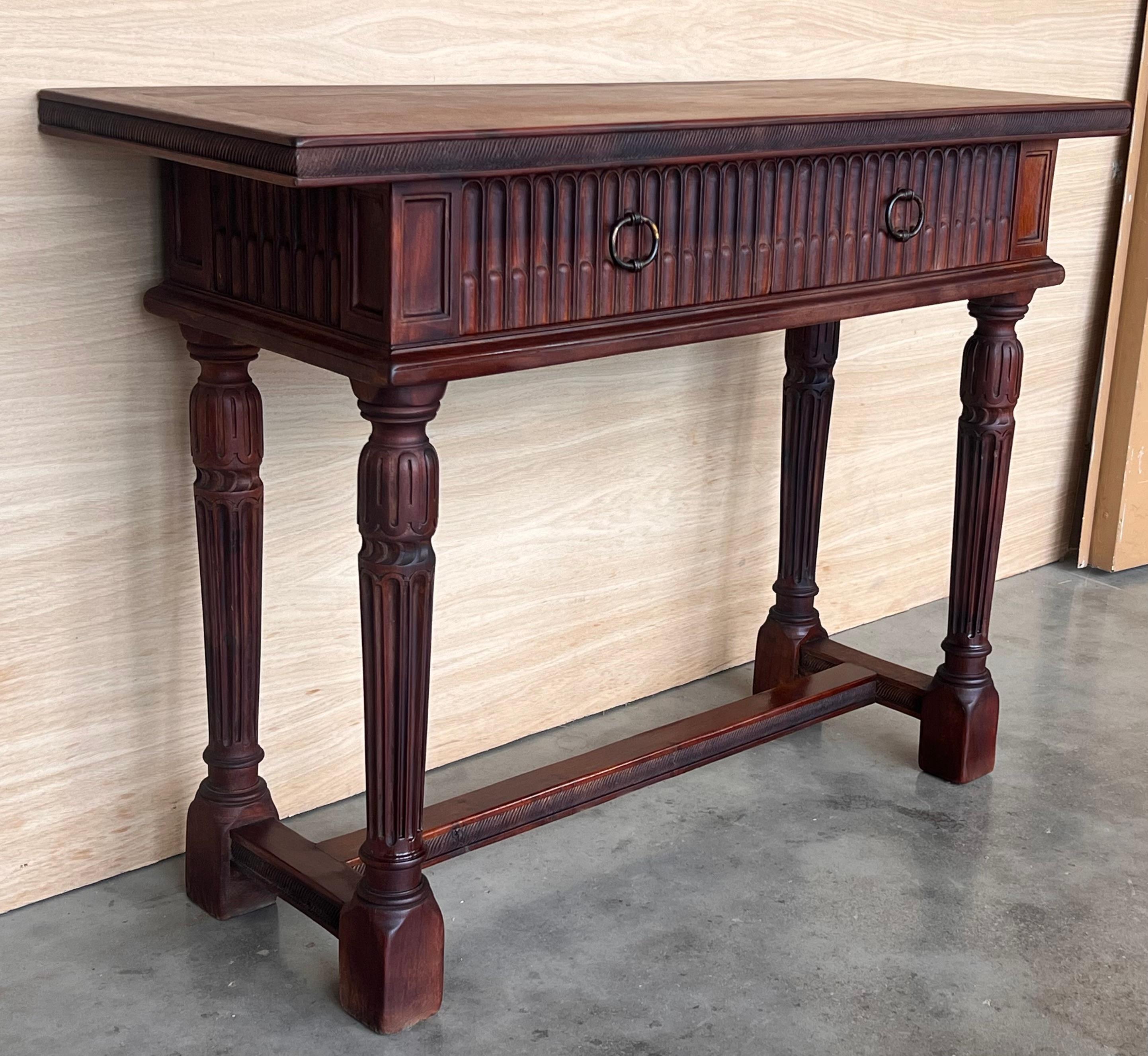 Early 20th Century Catalan Spanish Carved Walnut Console Table with Two Drawers For Sale 7