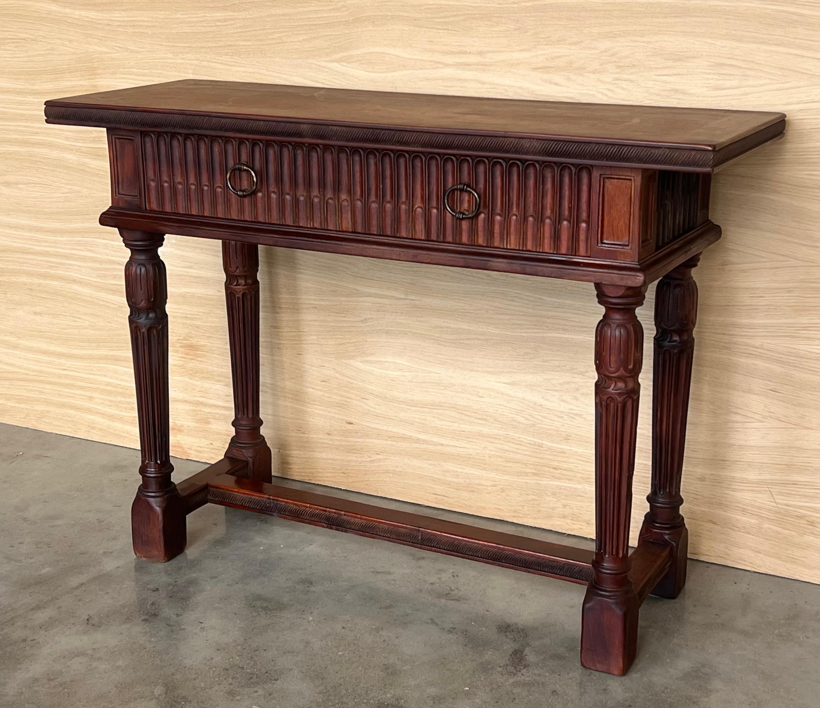 Early 20th Century Catalan Spanish Carved Walnut Console Table with Two Drawers For Sale 2