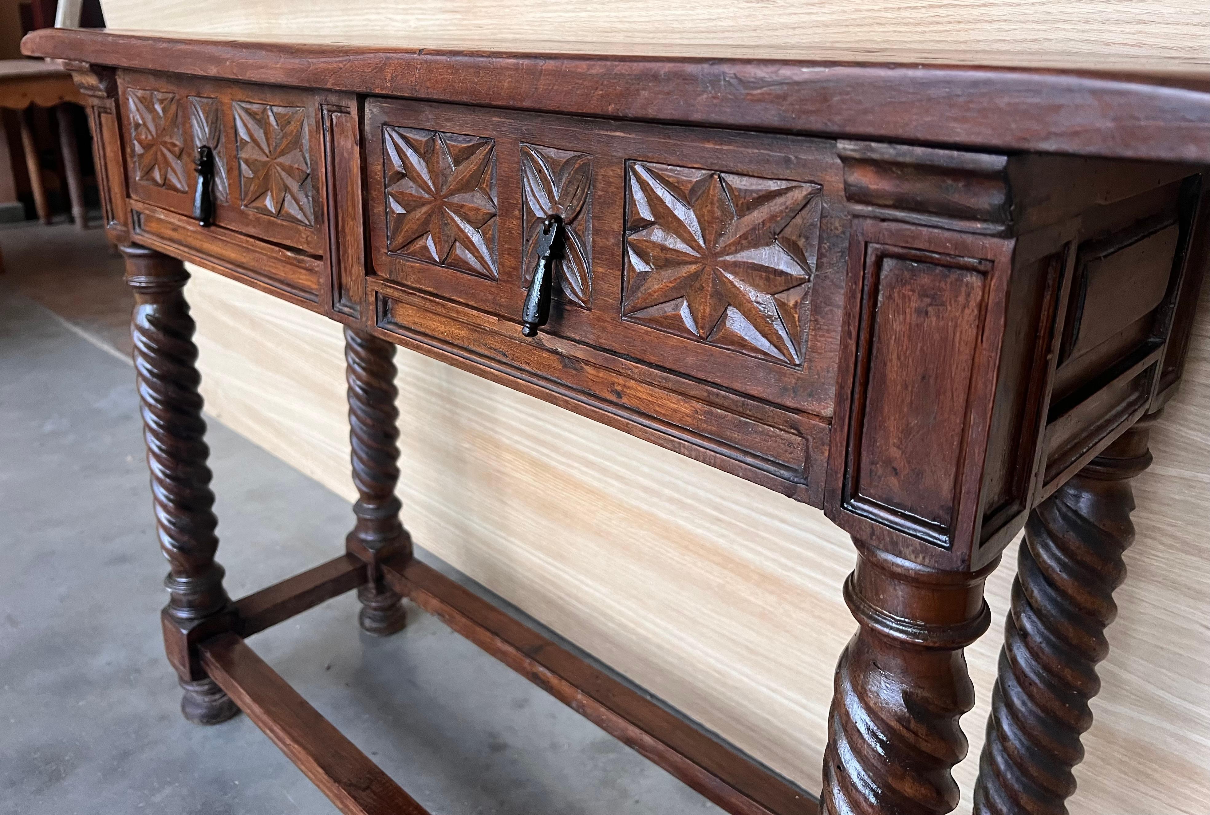 Early 20th Century Catalan Spanish Carved Walnut Console Table with Two Drawers For Sale 4
