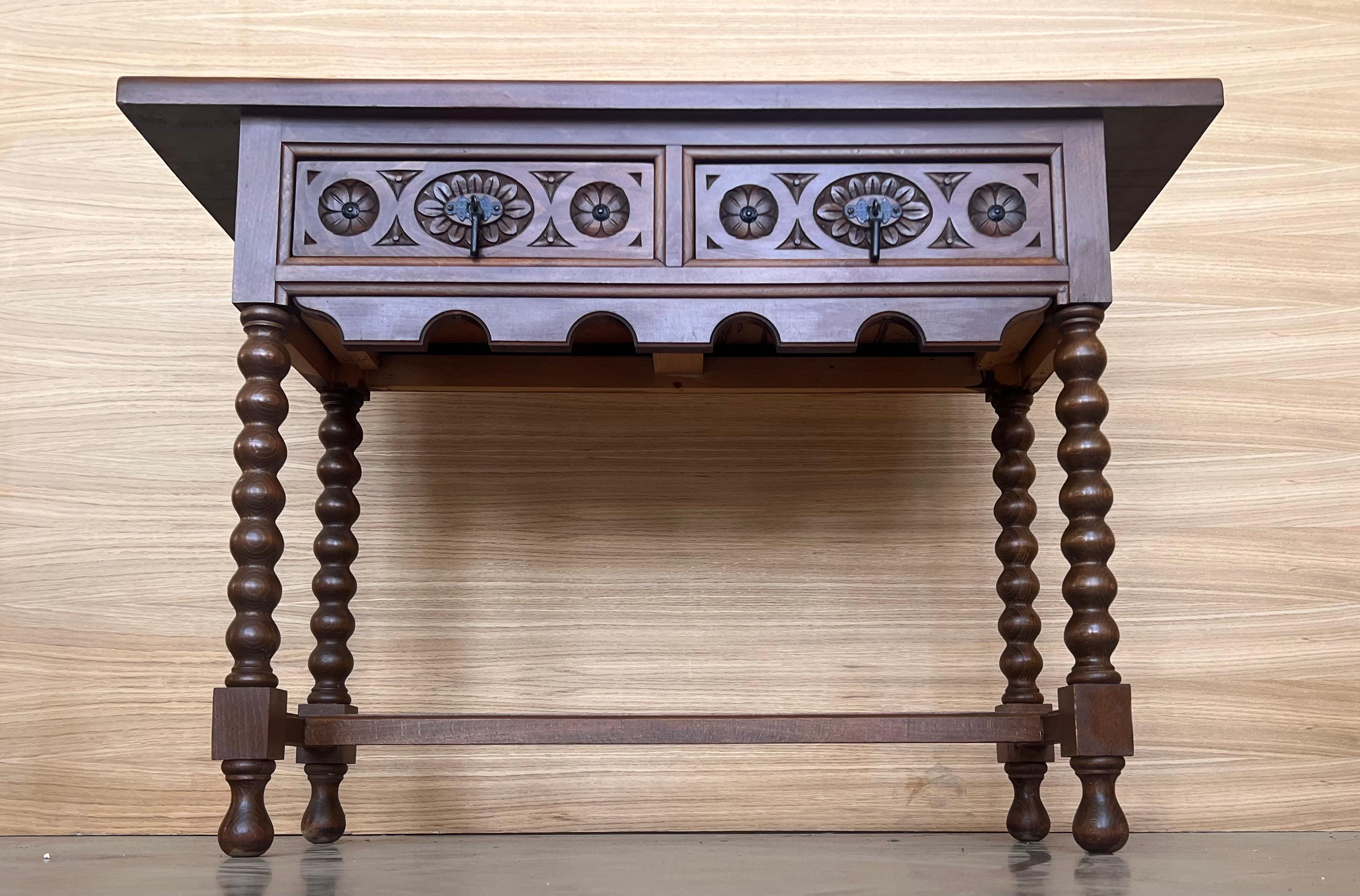 Early 20th Century Catalan Spanish Hand Carved Walnut Console Table 9