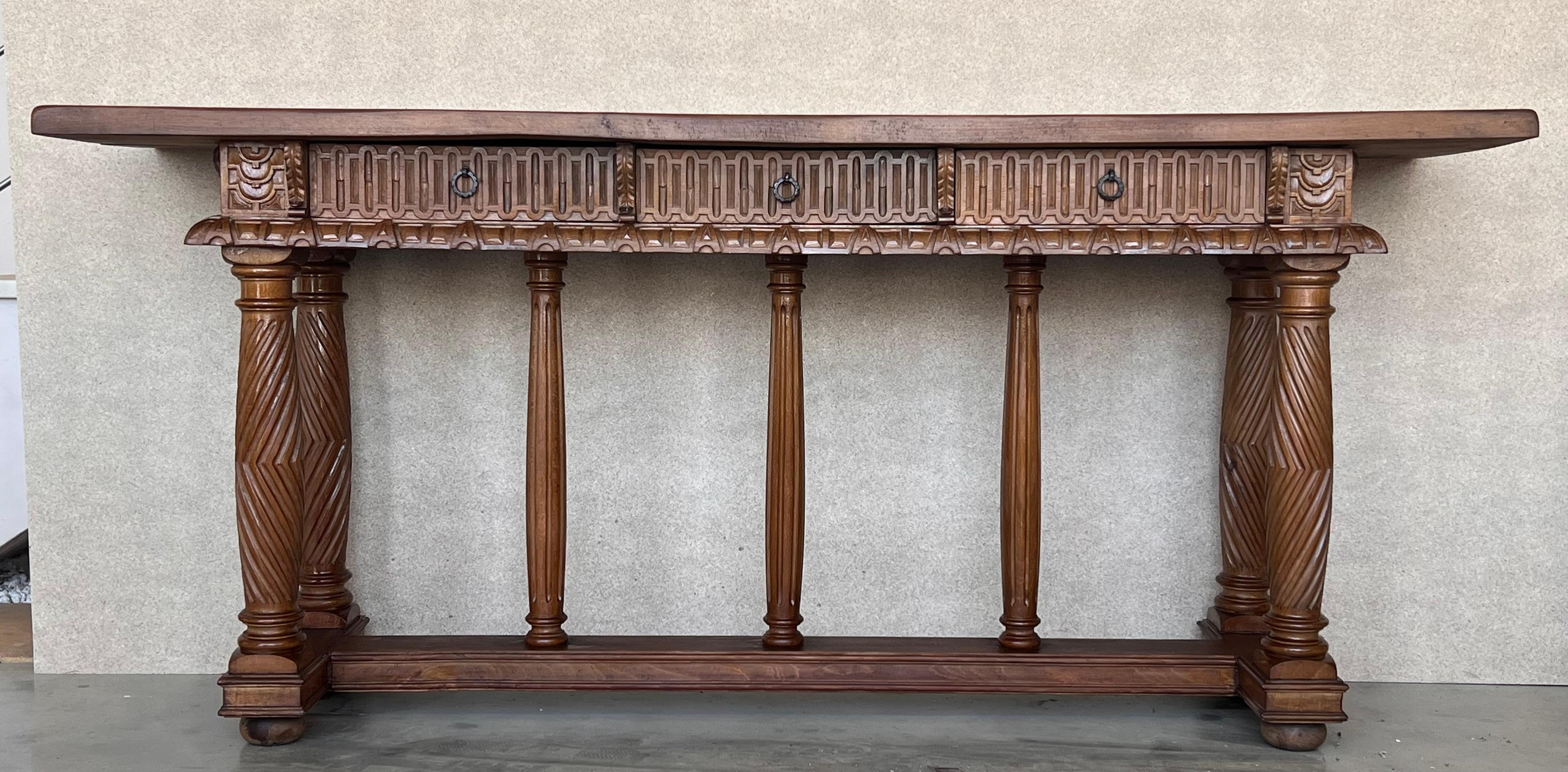 Baroque Early 20th Century Catalan Spanish Hand Carved Walnut Console Table