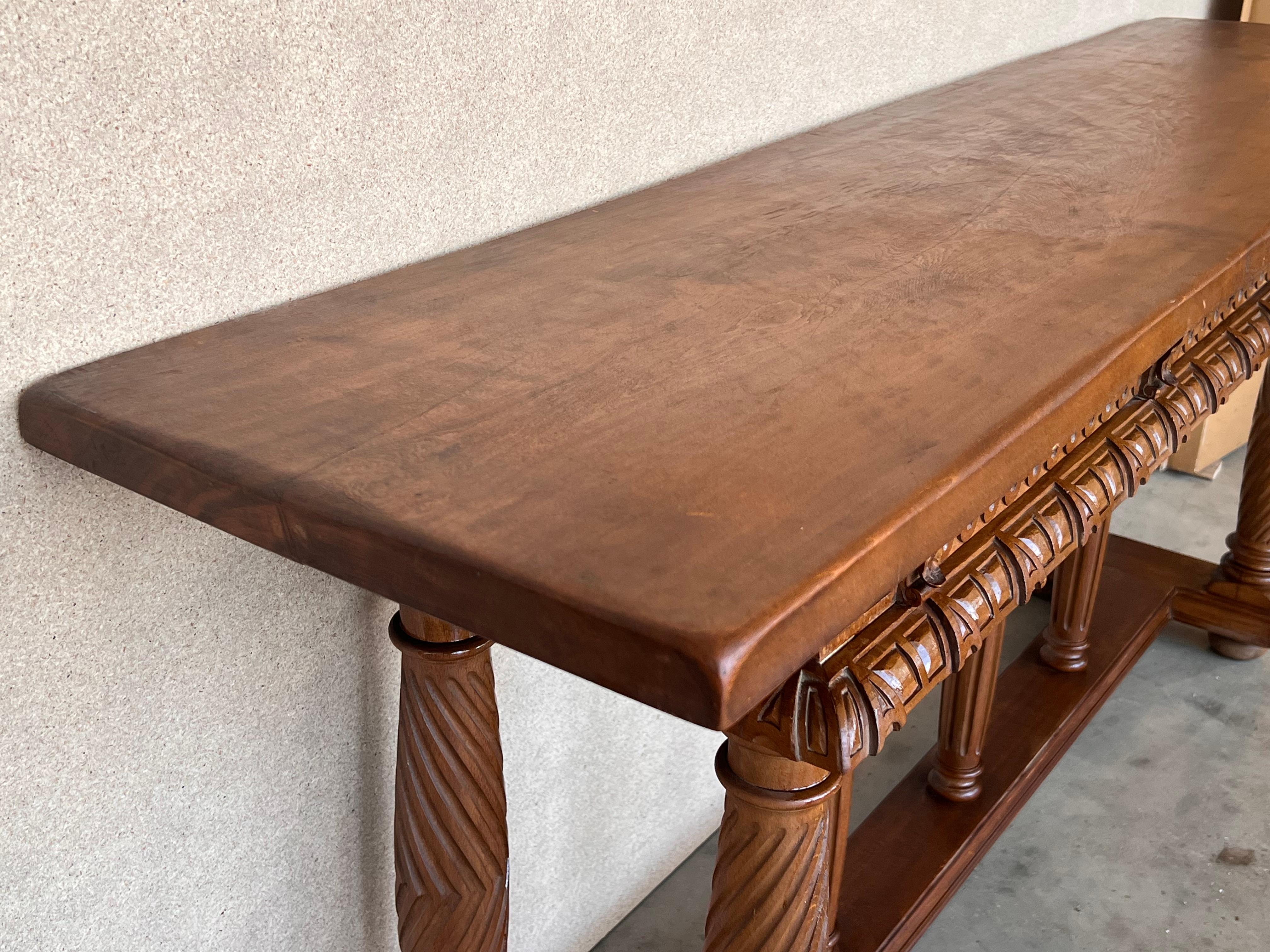 Early 20th Century Catalan Spanish Hand Carved Walnut Console Table 3