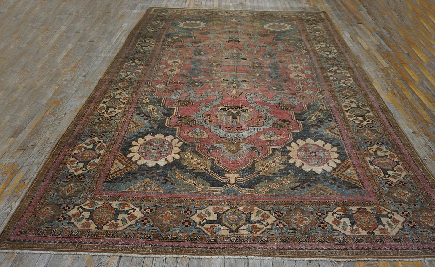 Hand-Knotted Early 20th Century Caucasian Carpet ( 8'4'' x 11'9'' - 255 x 360 ) For Sale