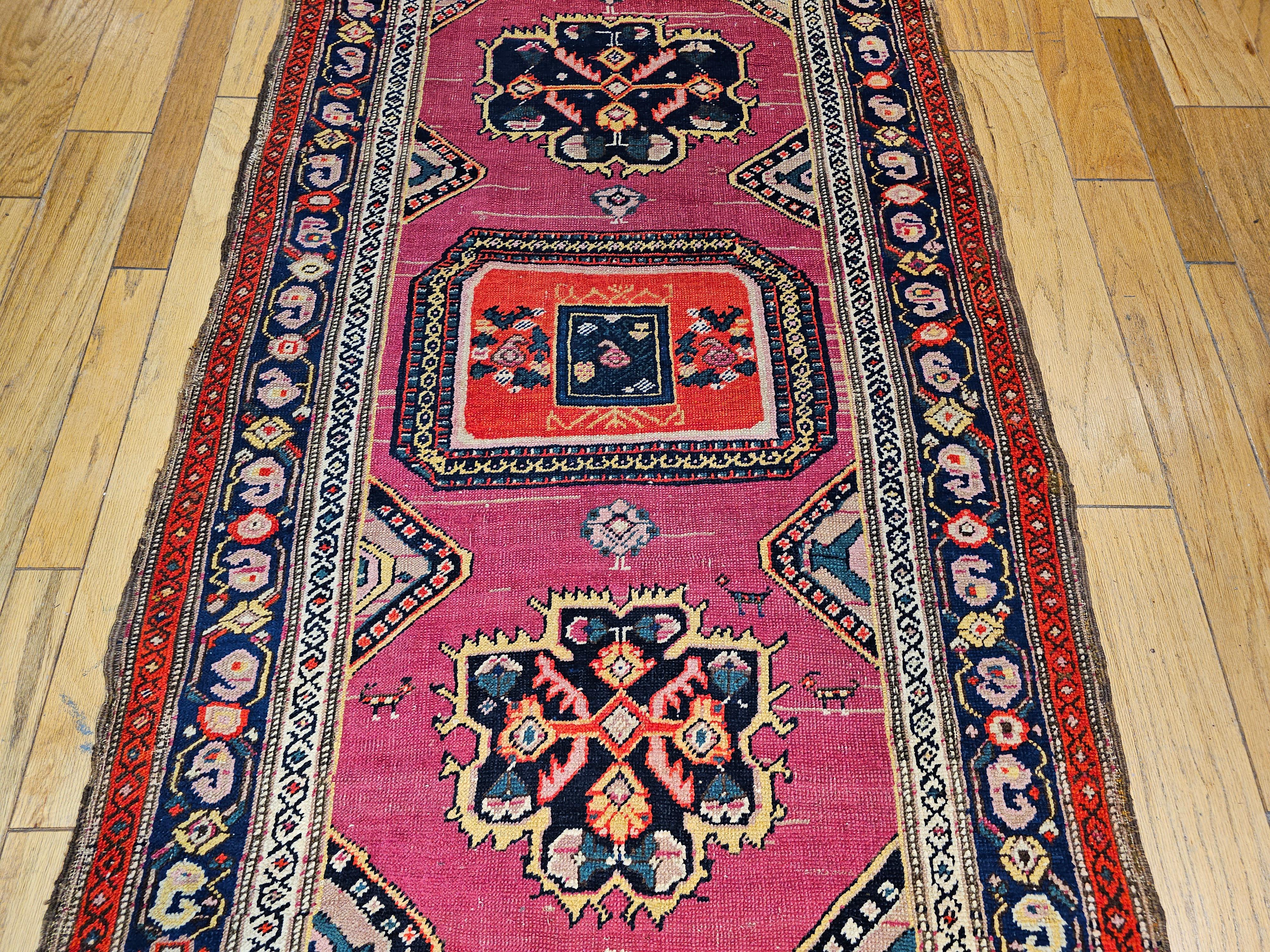 Corredor ancho caucásico de Karabagh de principios del siglo XX Teñido con vegetales en venta
