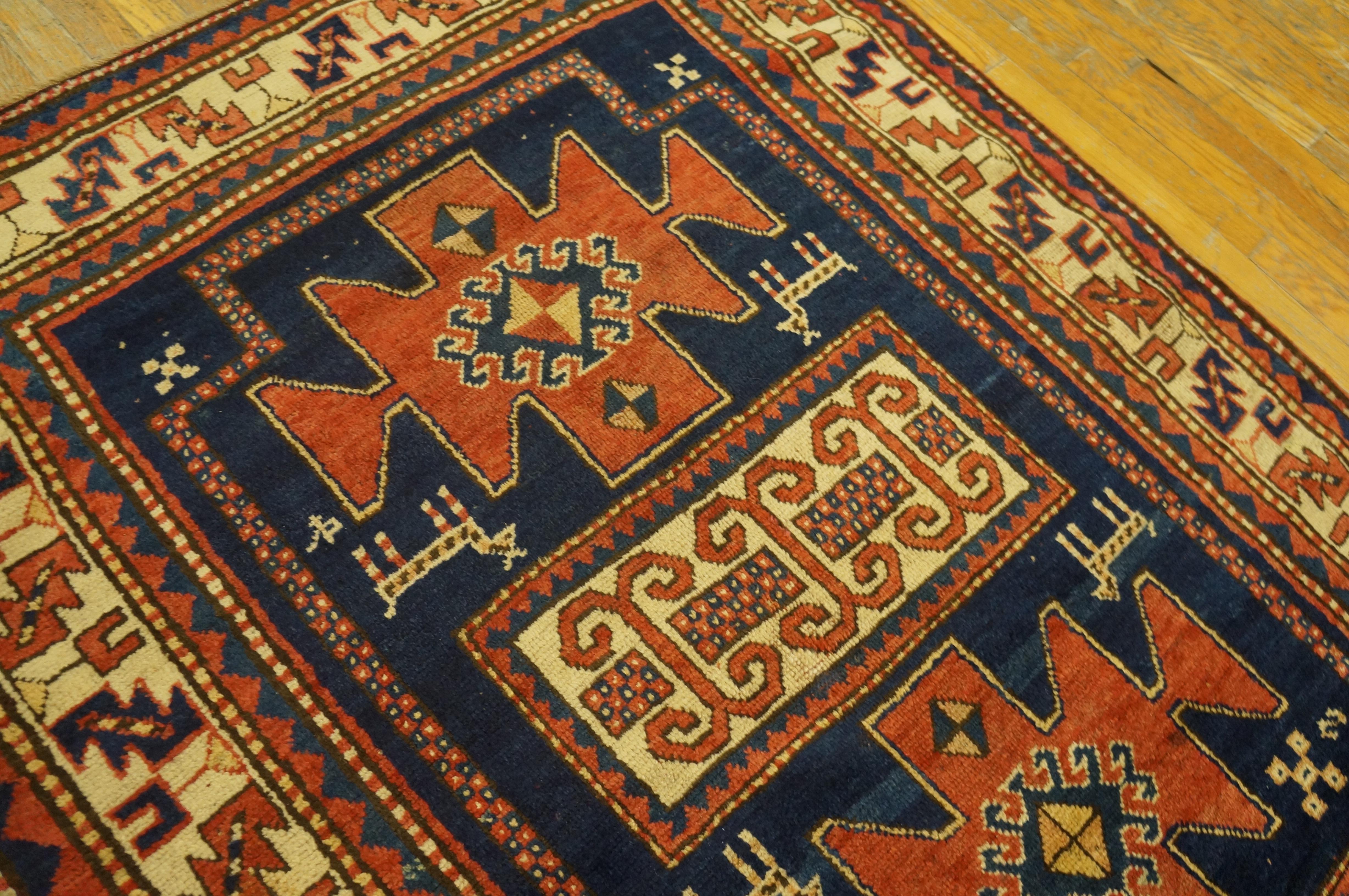 Early 20th Century Caucasian Kazak Carpet ( 4'4