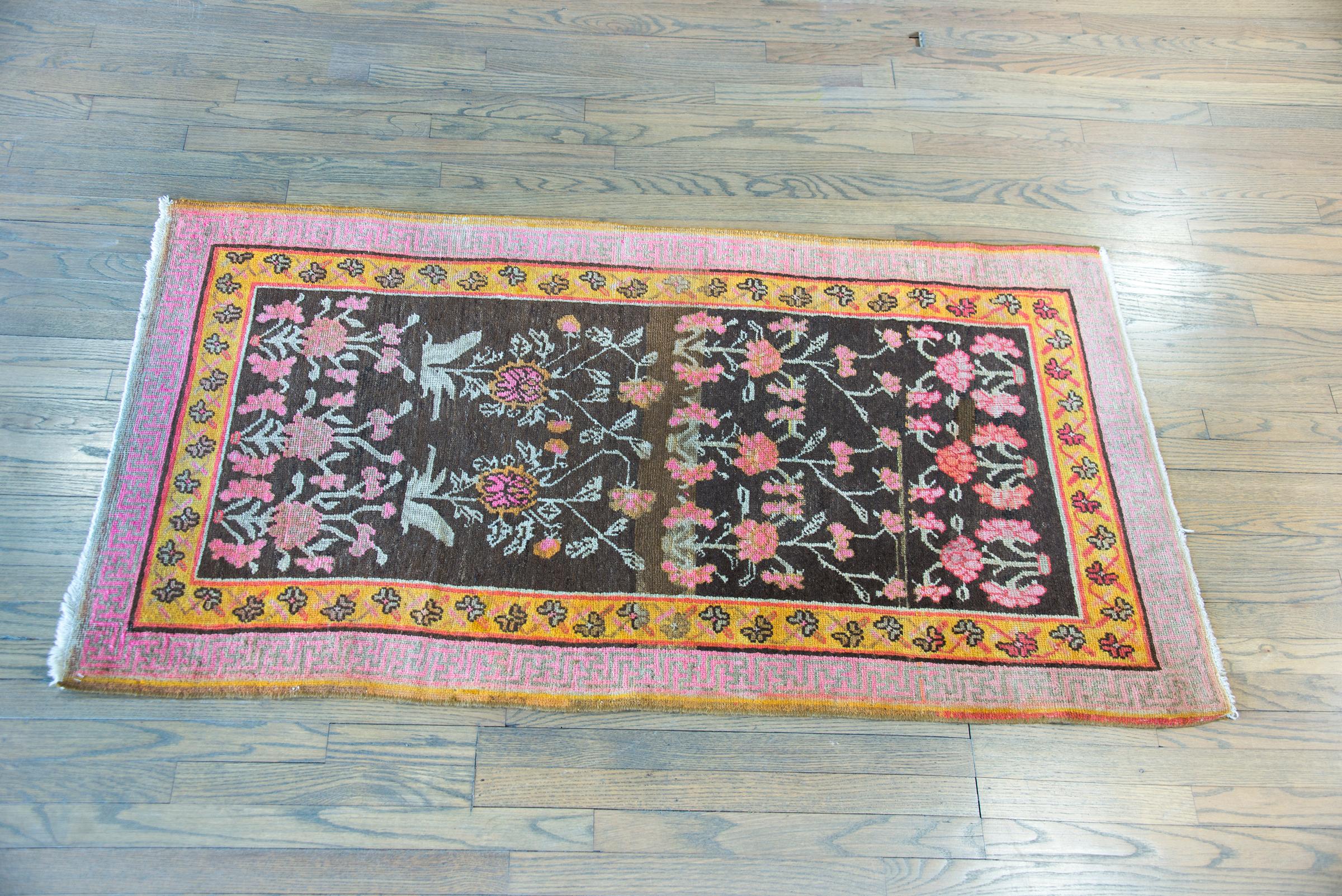Tapis Khotan d'Asie centrale du début du 20e siècle en vente 6