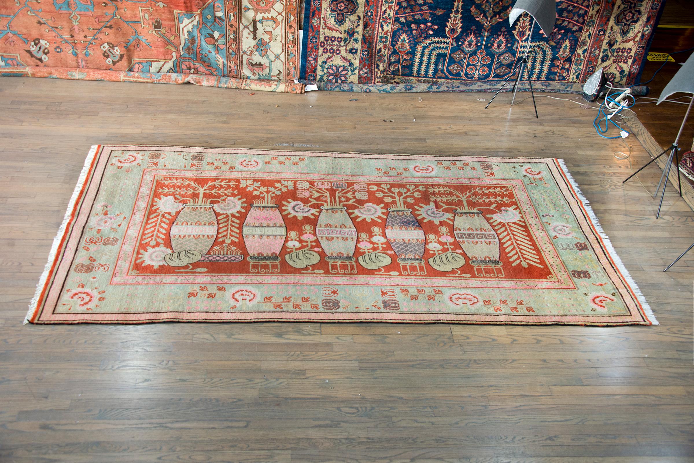 Early 20th Century Central Asian Khotan Rug For Sale 8