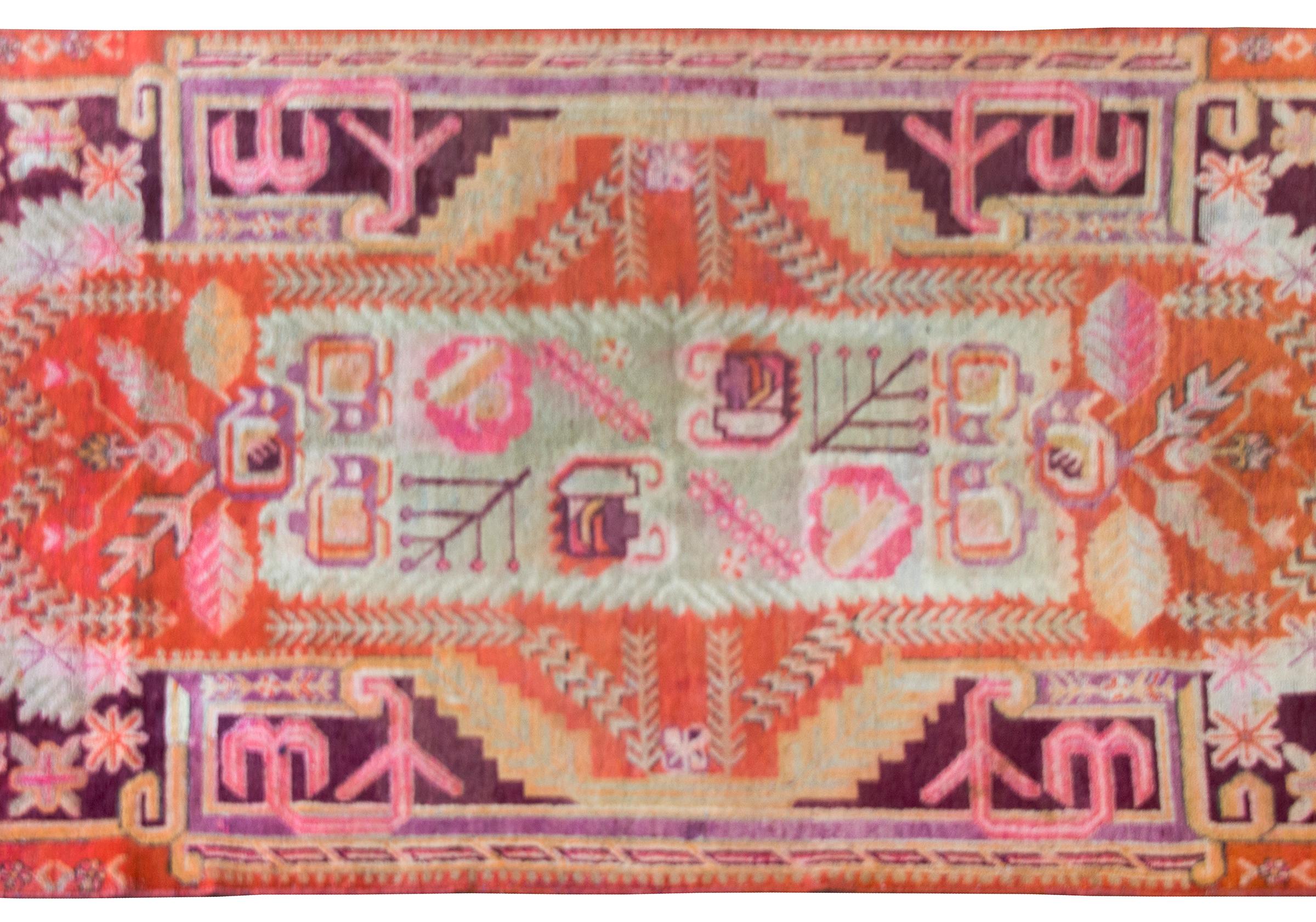 Hand-Knotted Early 20th Century Central Asian Khotan Rug For Sale