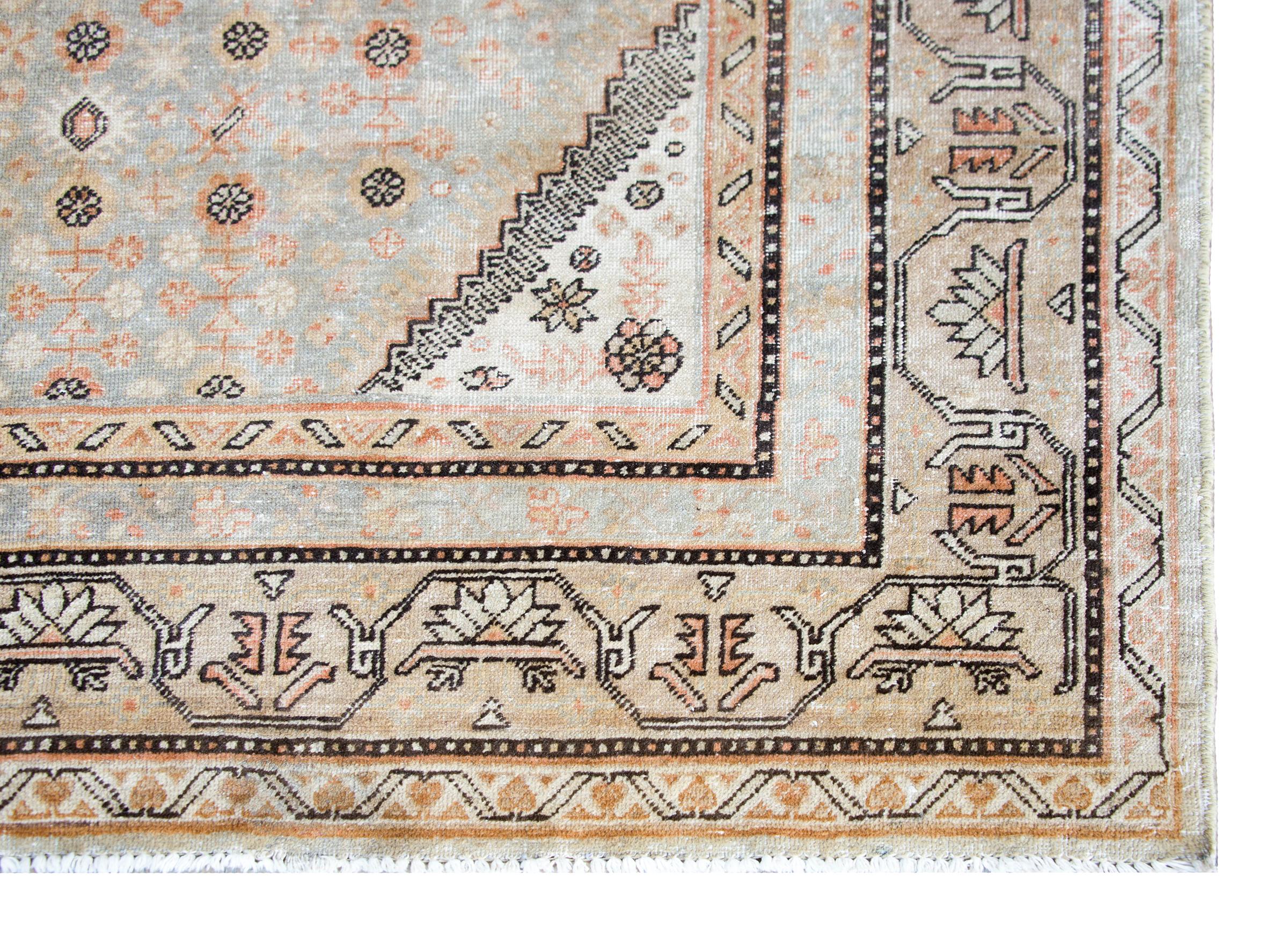Zentralasiatischer Samarghand-Teppich aus dem frühen 20. Jahrhundert im Angebot 5