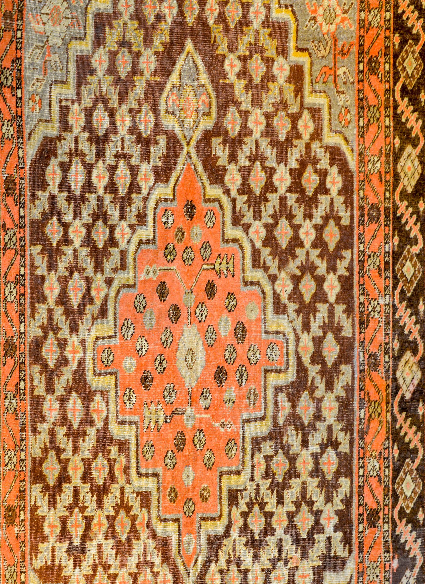 Vegetable Dyed Early 20th Century Central Asian Samarghand Rug For Sale