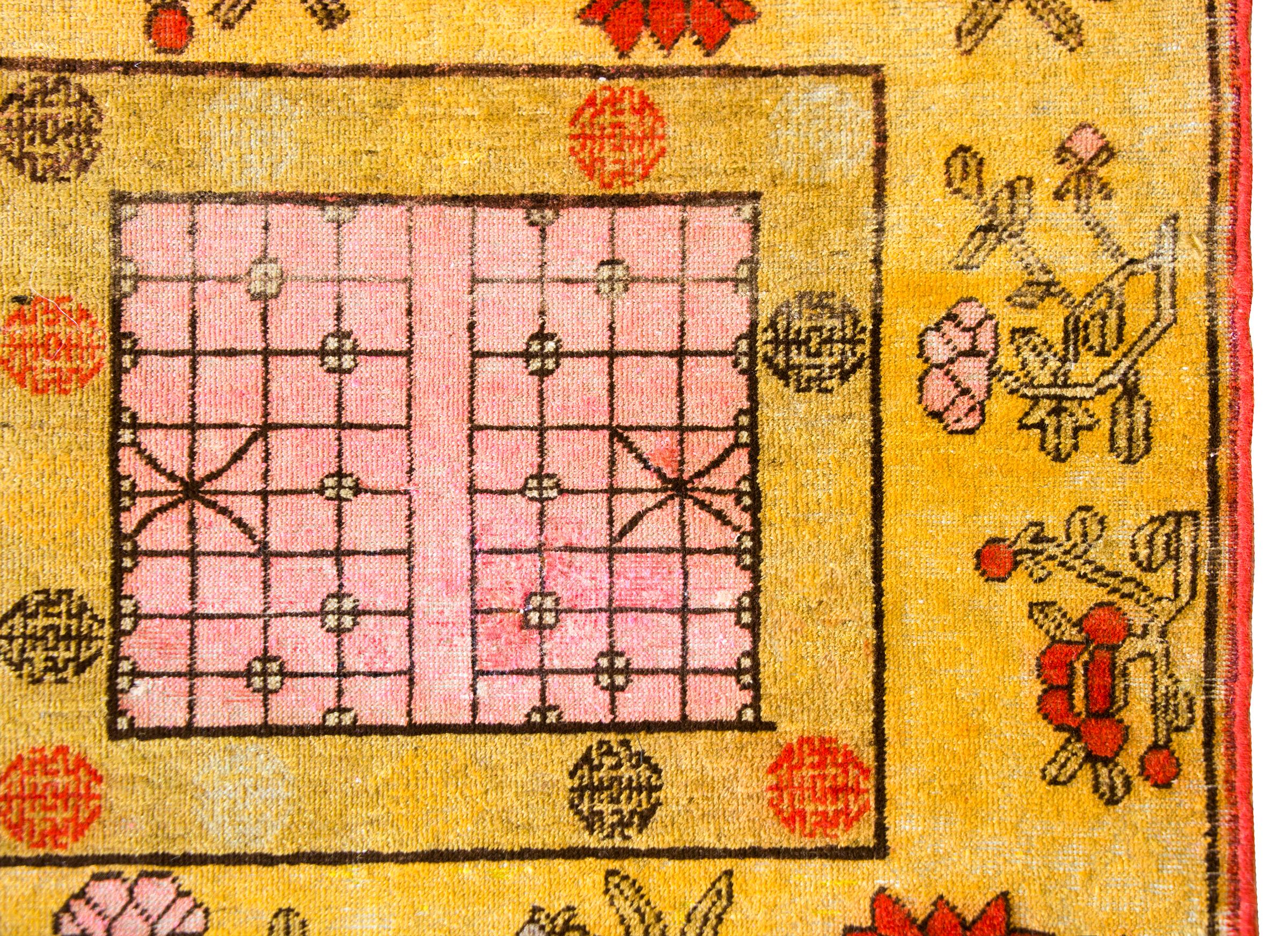 Zentralasiatischer Samarghand-Teppich aus dem frühen 20. (Handgeknüpft) im Angebot