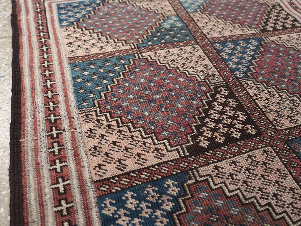 Centrasiatique Début du 20e siècle, tapis Turkoman d'Asie centrale en vente