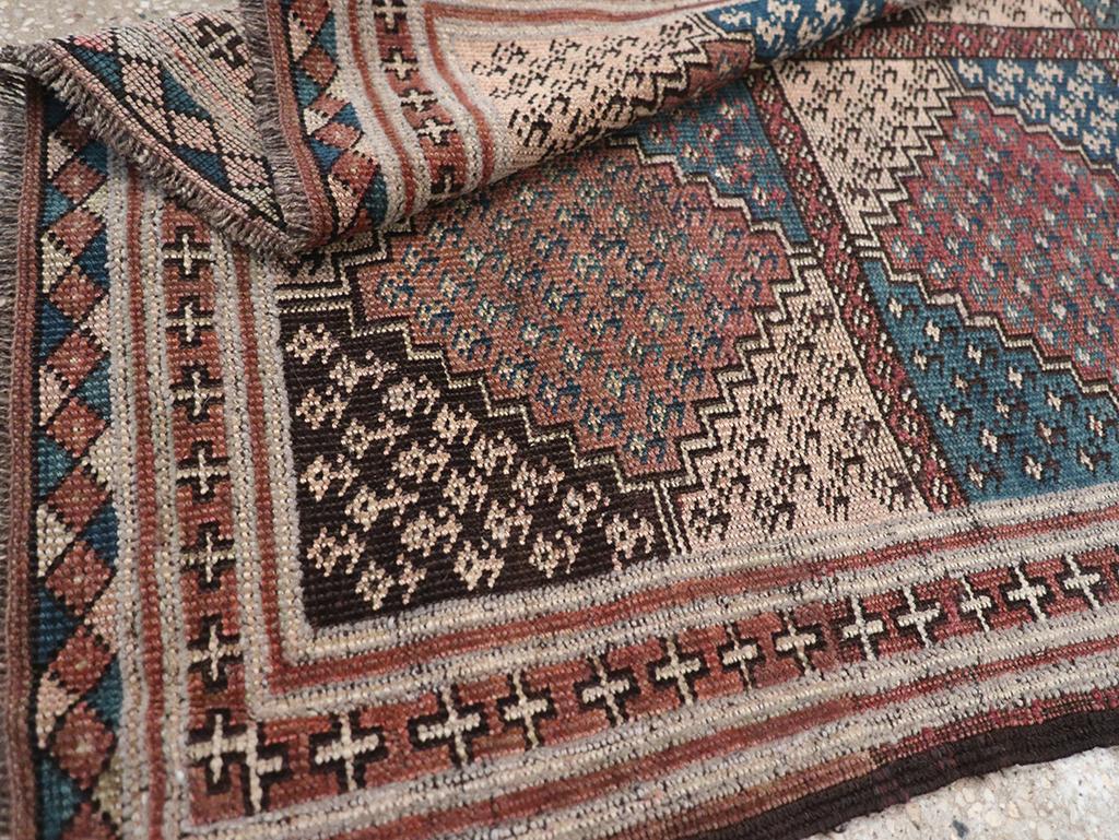 Début du 20e siècle, tapis Turkoman d'Asie centrale en vente 1