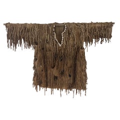 Casaca de jefe ceremonial de principios del siglo XX procedente de África