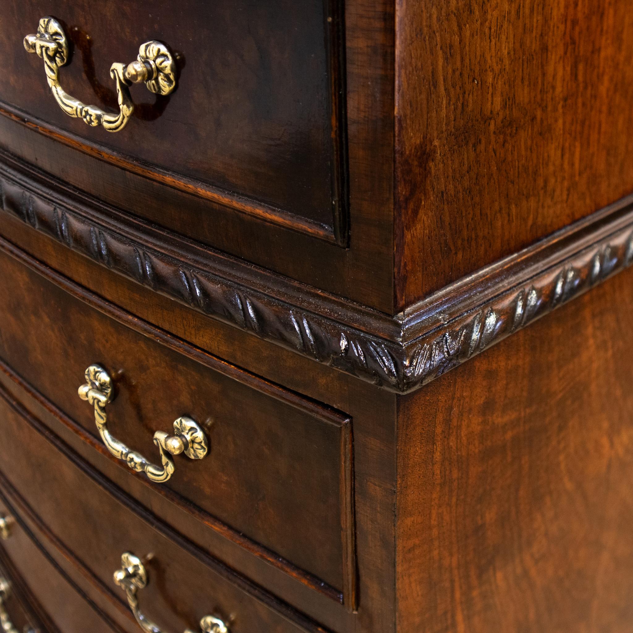 Early 20th Century Chest on Chest Design Drawers For Sale 1