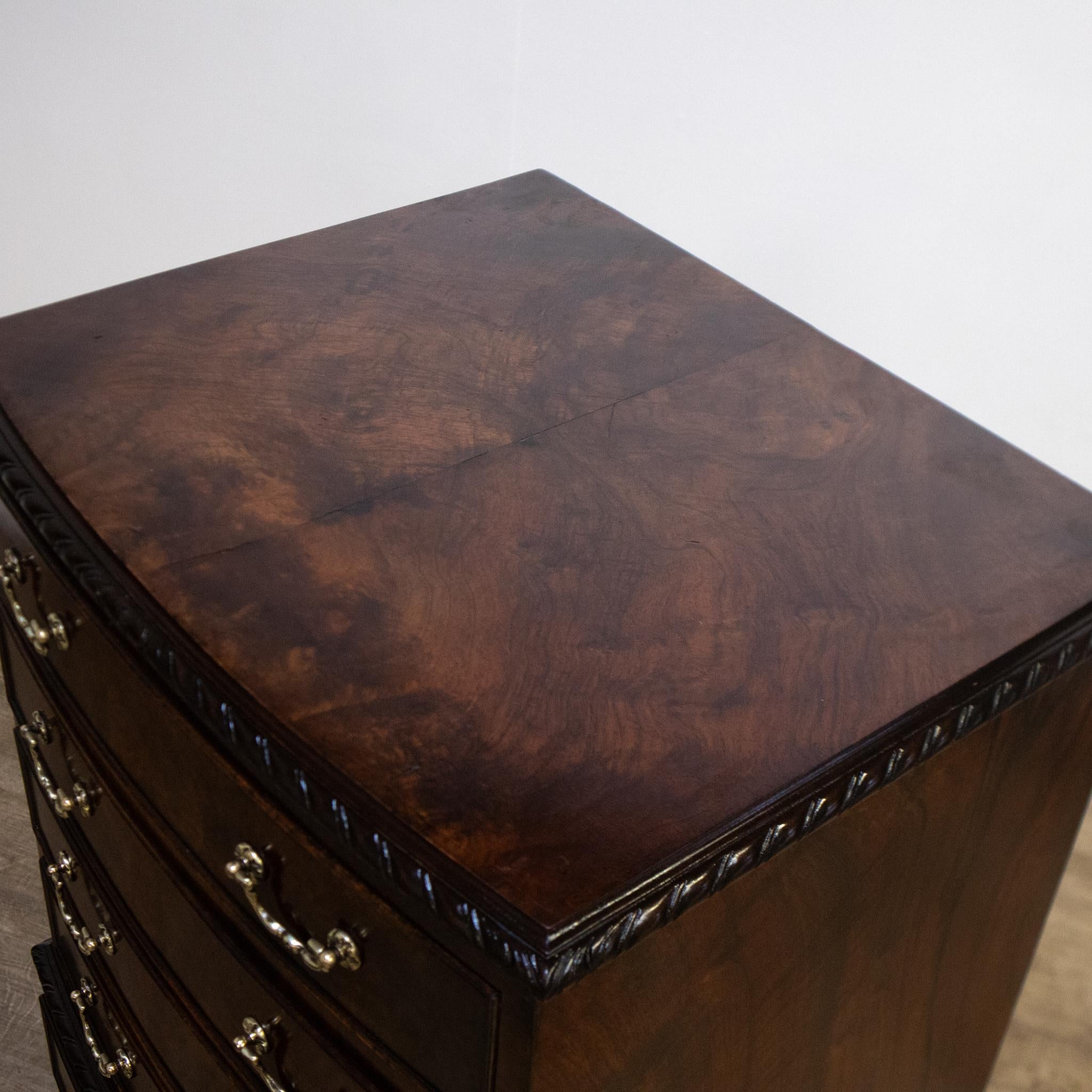 Early 20th Century Chest on Chest Design Drawers For Sale 4