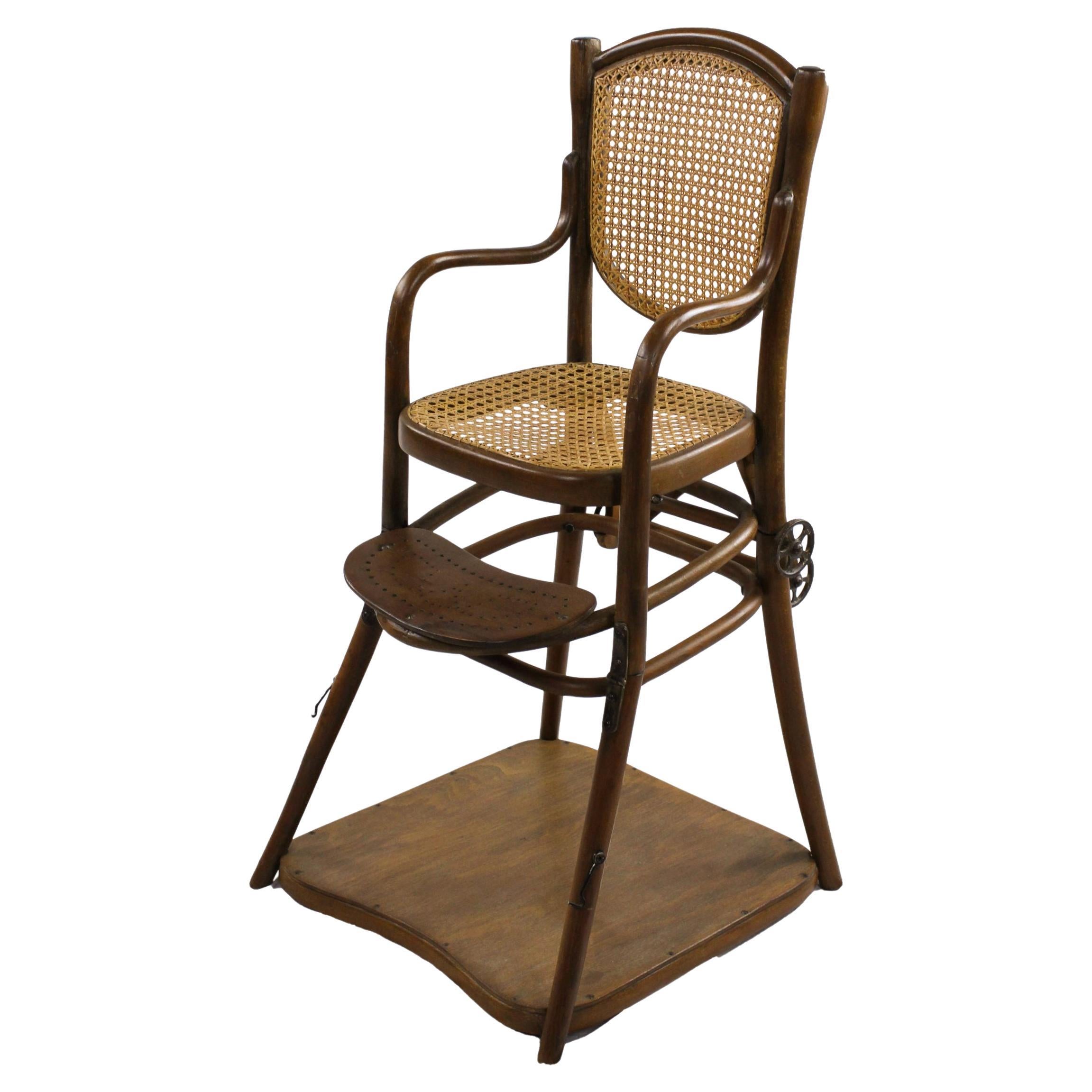 Early 20th Century Children's Chair with folding mechanism, Thonet Vienna