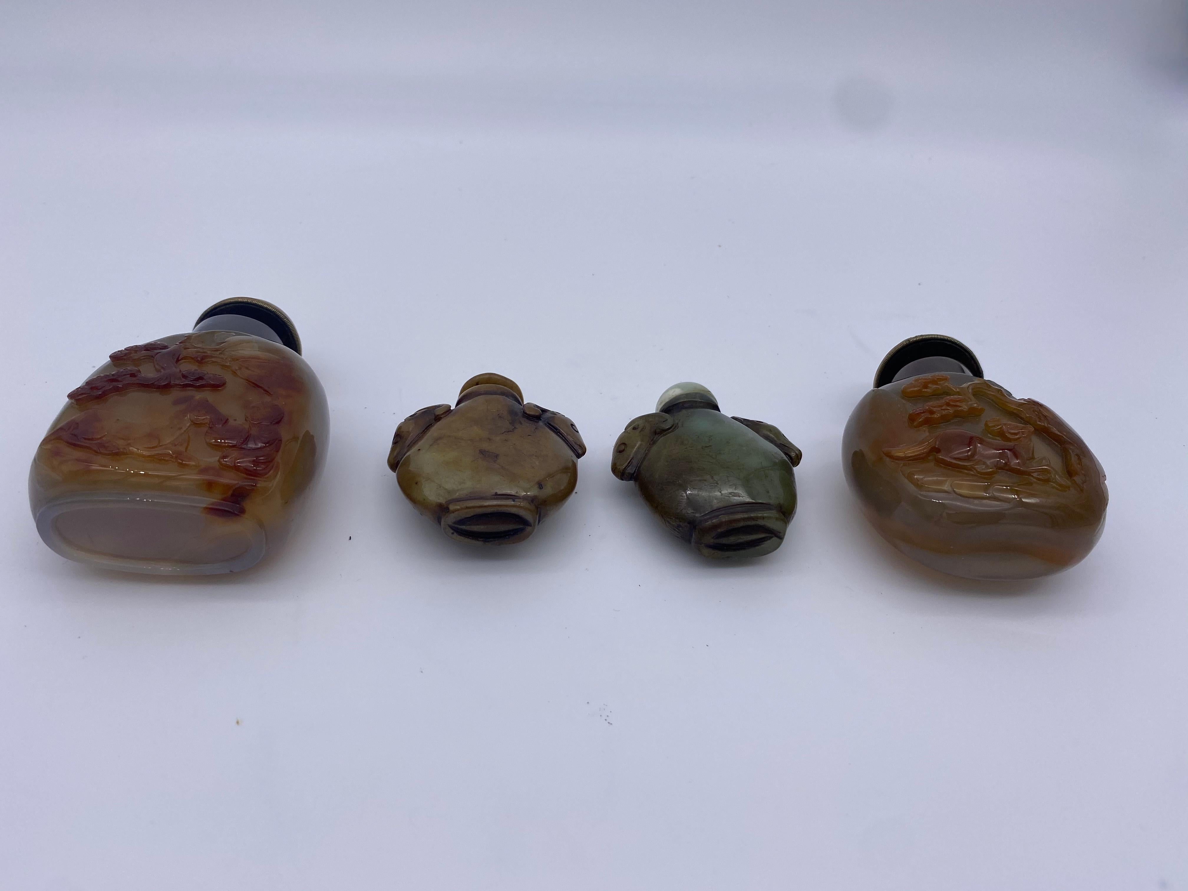 Early 20th Century Chinese Agate and Jade Snuff Bottles 8