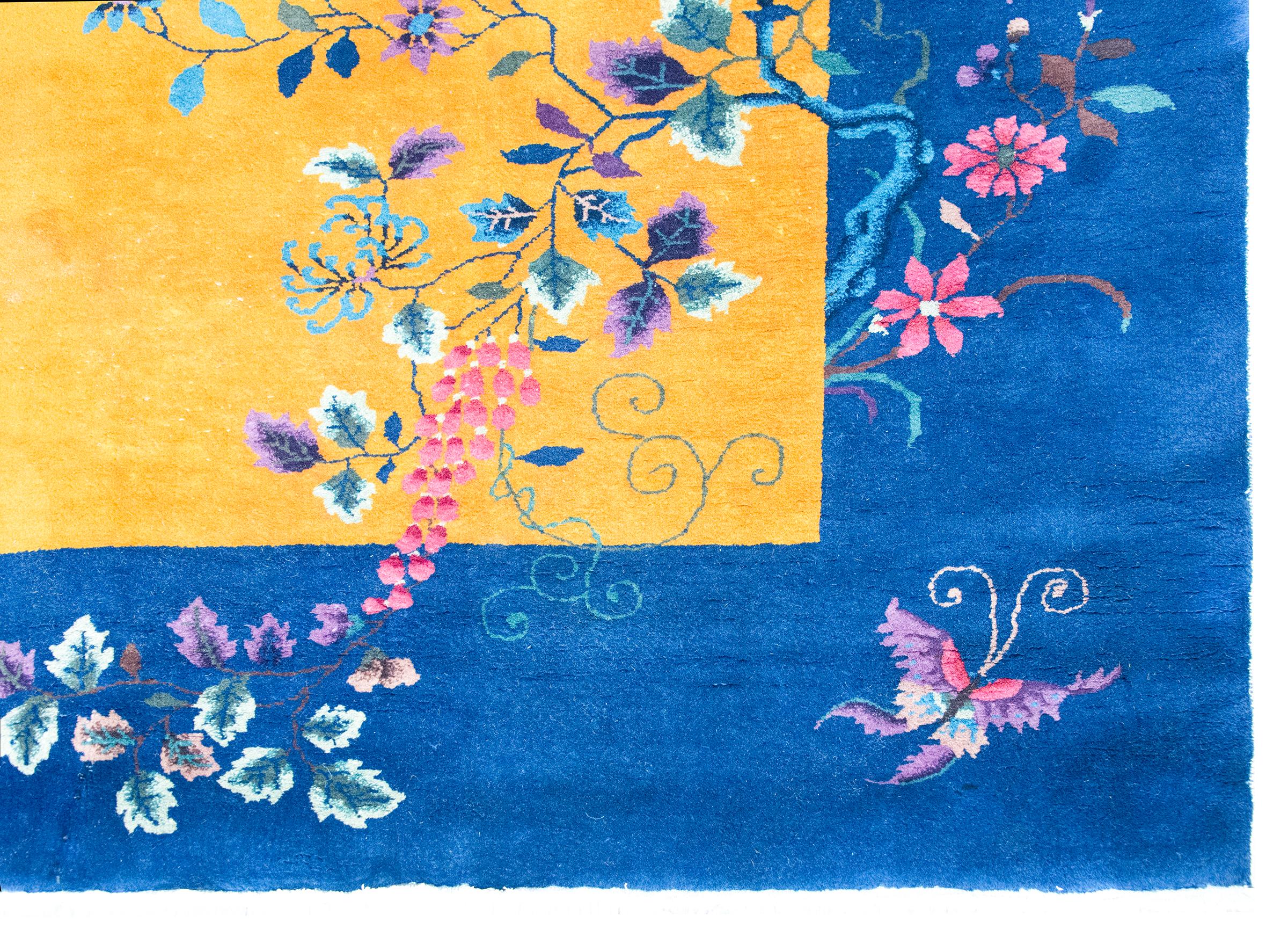 Early 20th Century Chinese Art Deco Rug For Sale 7