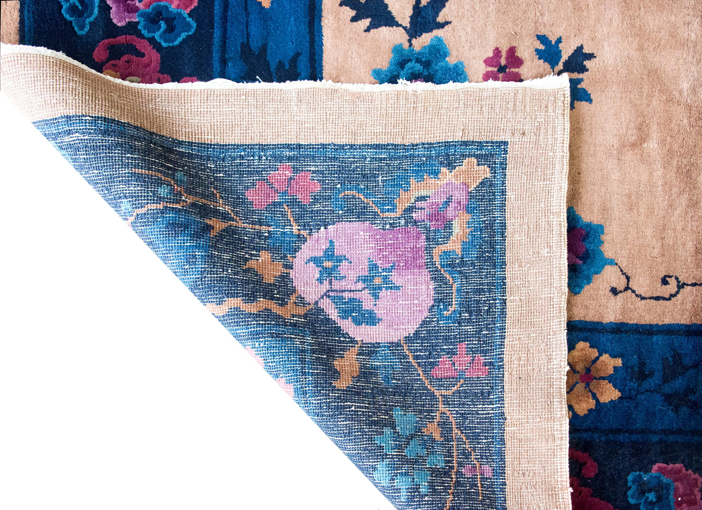 Early 20th Century Chinese Art Deco Rug en vente 4