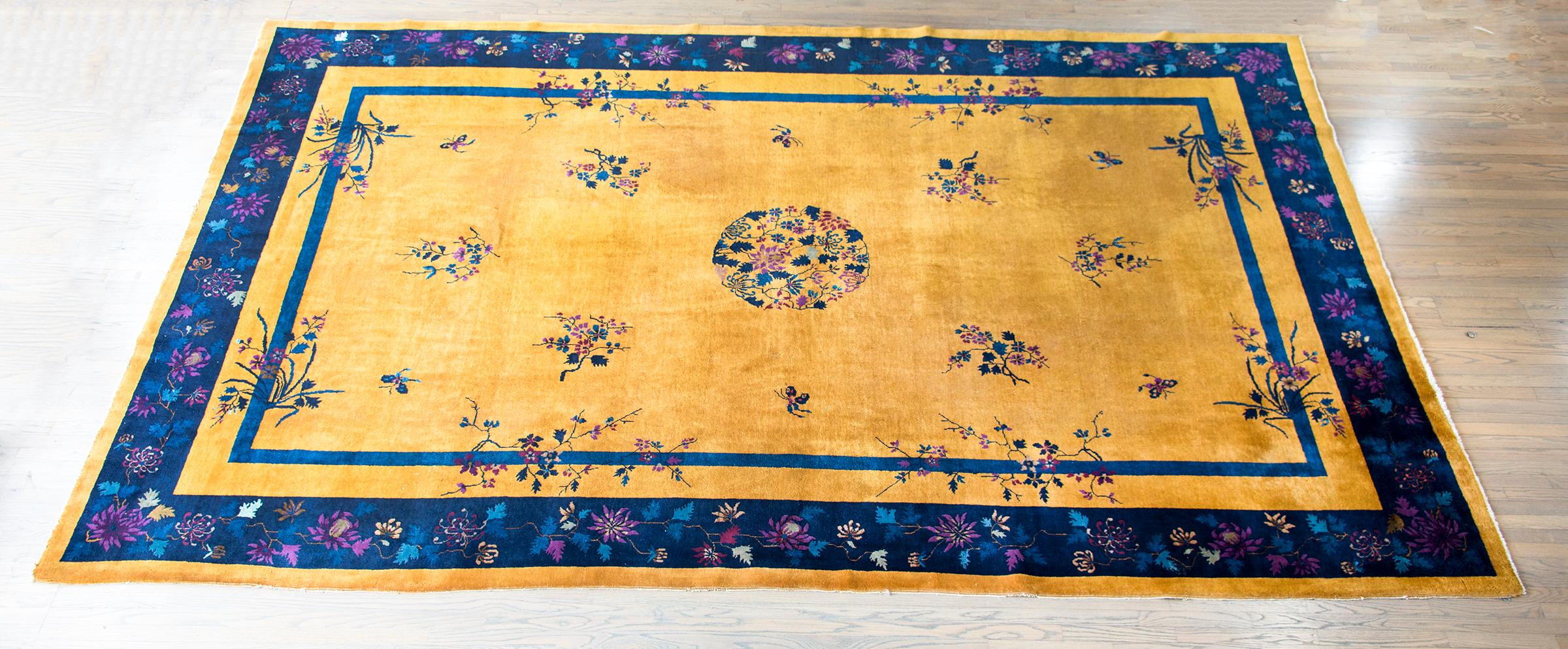 Early 20th Century Chinese Art Deco Rug For Sale 8