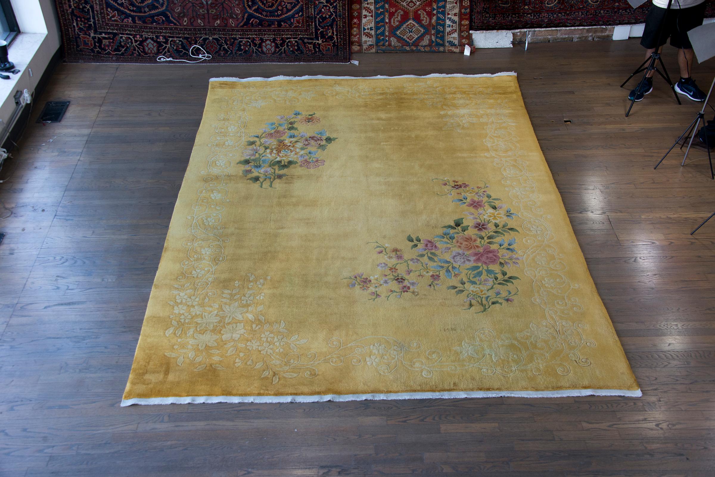 Early 20th Century Chinese Art Deco Rug For Sale 8