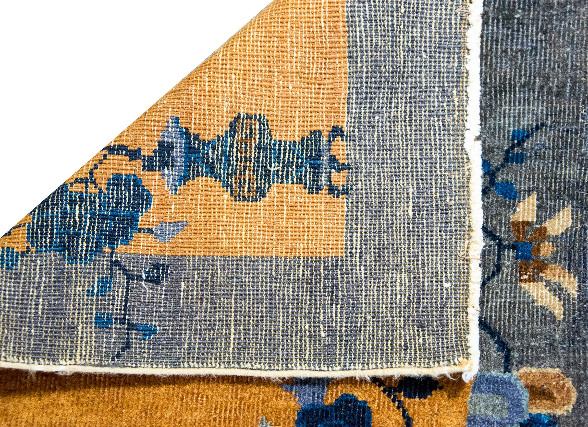 Early 20th Century Chinese Art Deco Rug For Sale 9