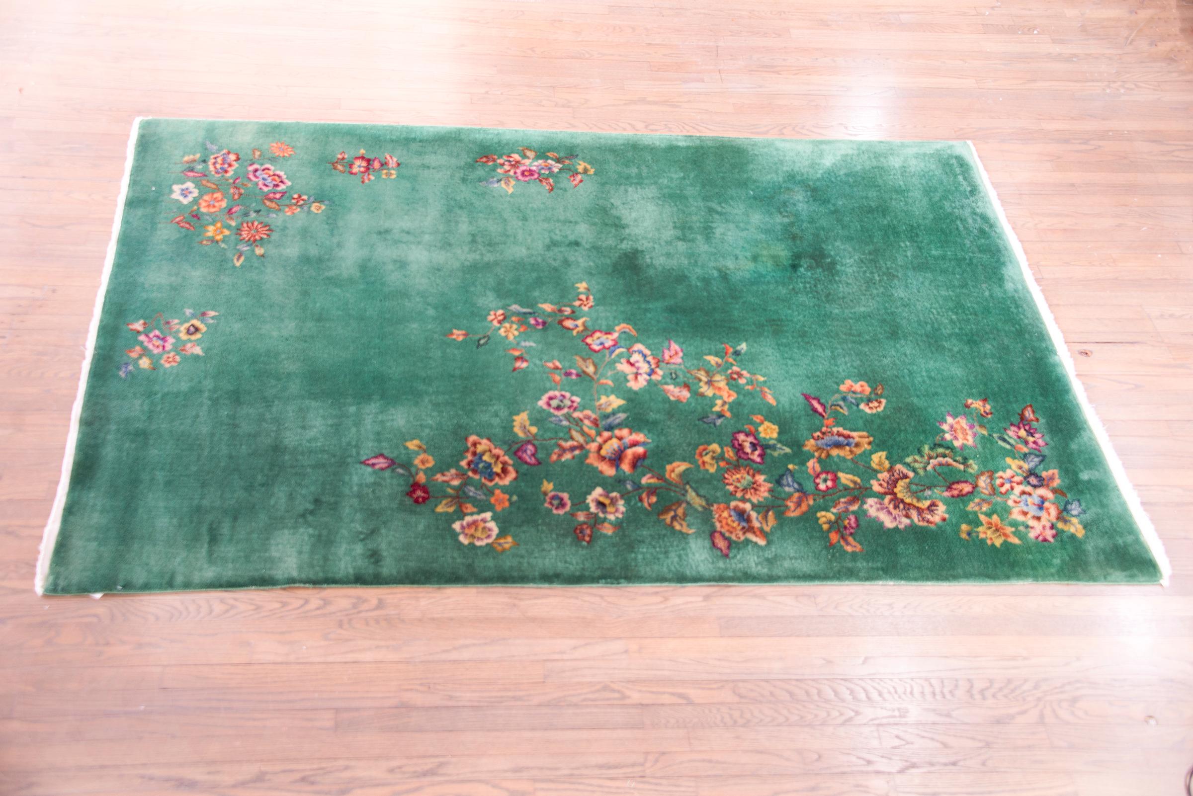 Early 20th Century Chinese Art Deco Rug For Sale 10